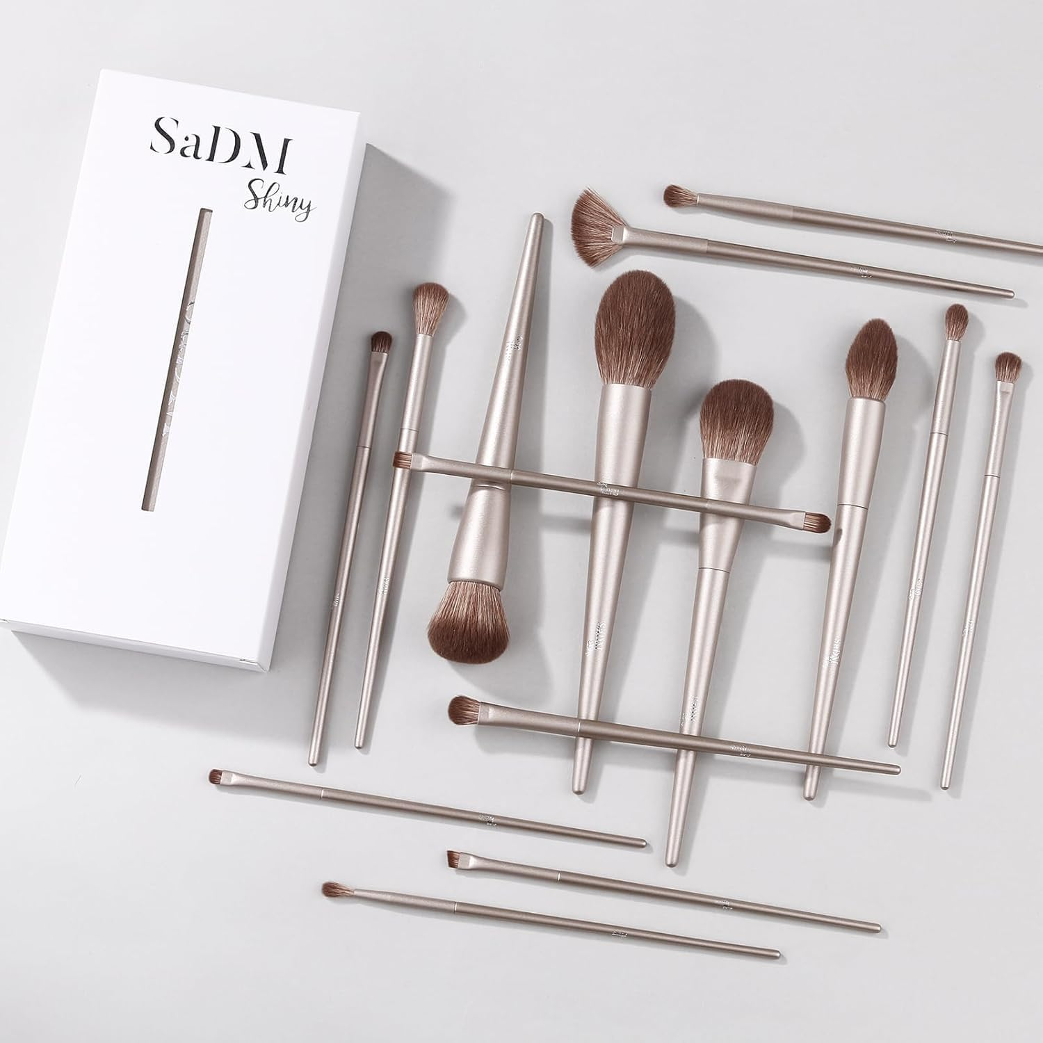 Makeup Brush Set (15 Pieces) - Includes Foundation, Powder, Concealers, Highlighter, Contour, Eye Shadows & Blush Makeup Brushes - Face & Eye Make up Brushes with Synthetic Bristles image number 1