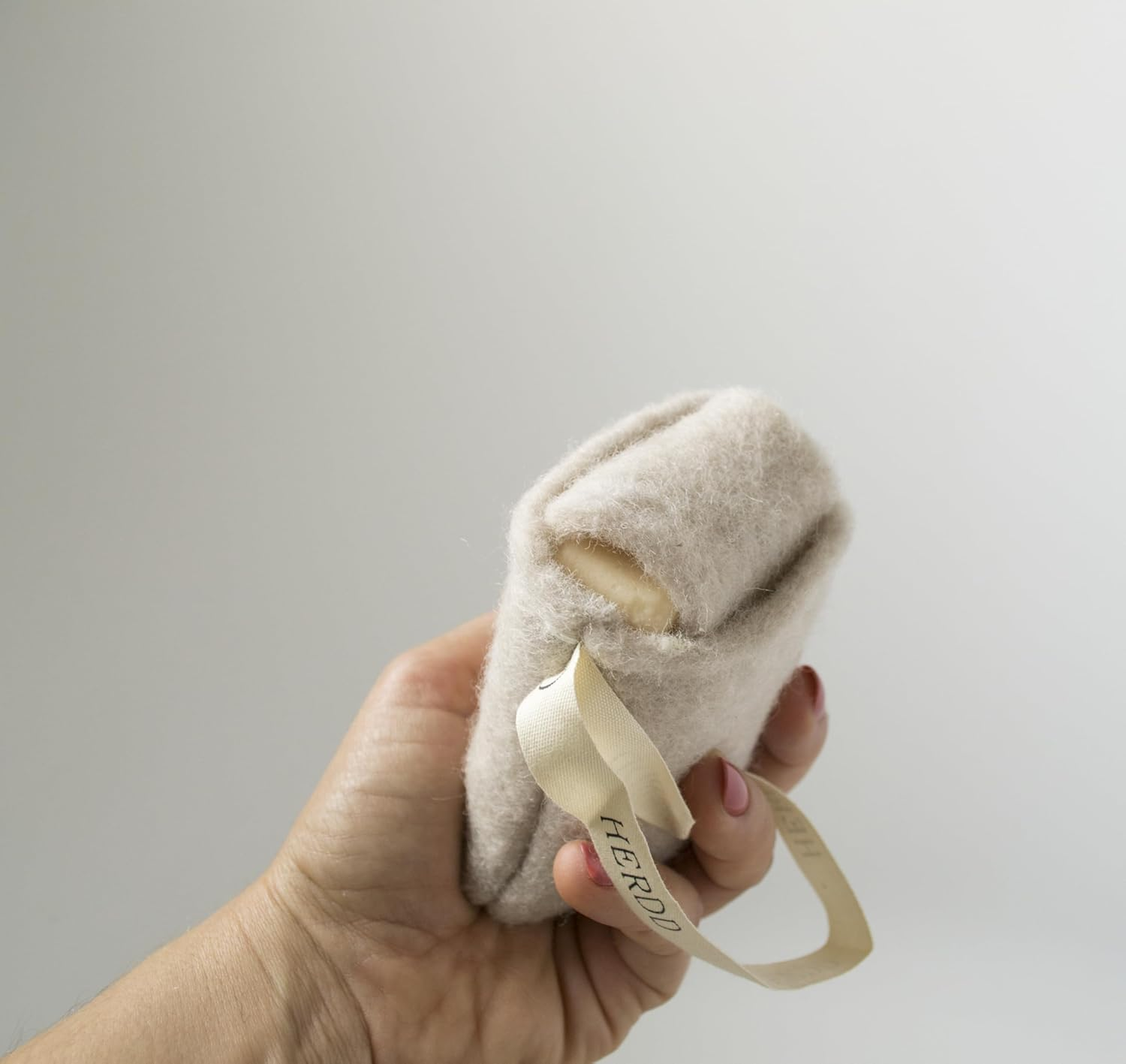 HERDD Bar Tote | Natural Wool, Bar Saver, Soap Saver, Bar Bag | Dogs, Horses & Pets image number 5