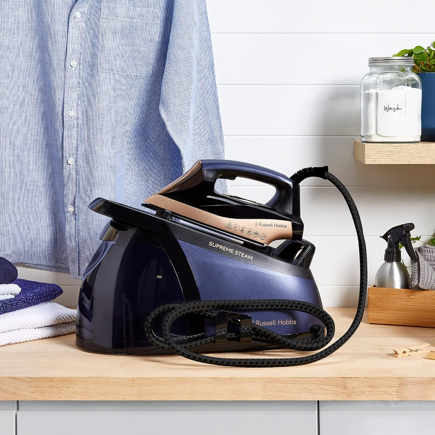 Russell Hobbs Supreme Steam Generator, RHC670, Quiet Technology, 1.8L Water Tank, Limescale Defence, Navy and Champagne image number 3