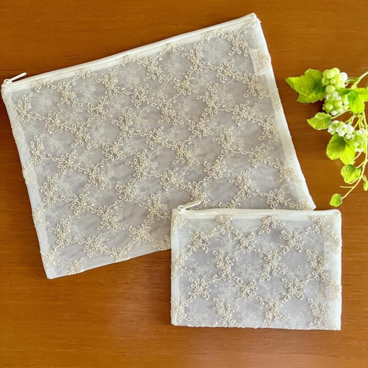 Vivien WK2315A1 Pouch, Beige image number 4