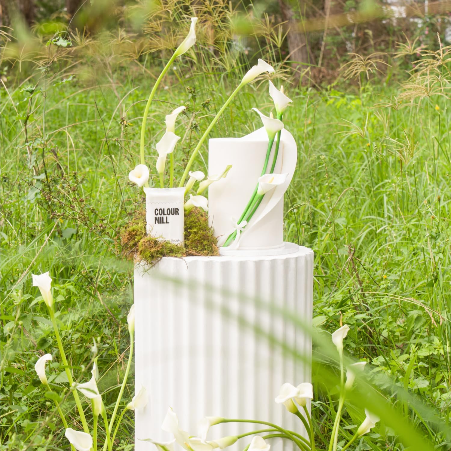 Colour Mill Decorators Dough Premium Ready to Roll Fondant White 250G image number 1