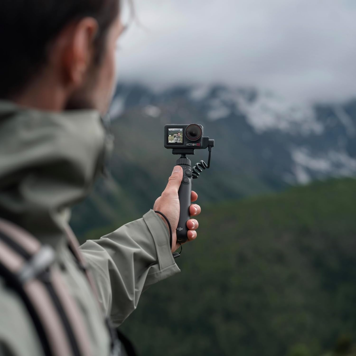 DJI Osmo Action Multifunctional Charging Handle, Compatibility: Osmo Action 5 Pro, Osmo Action 4 image number 3