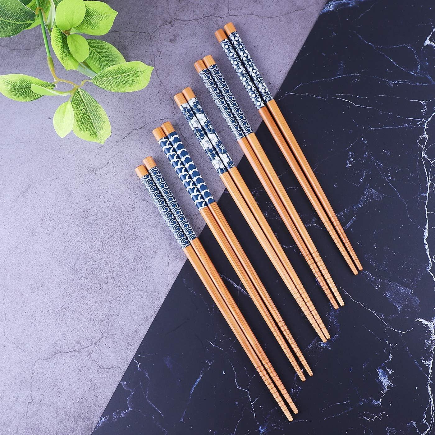 Antner 10 Pairs Natural Bamboo Chopsticks Japanese Style Reusable Chop Sticks, Dishwasher Safe Chopstick Set, 8.8 Inch/22.5Cm image number 3