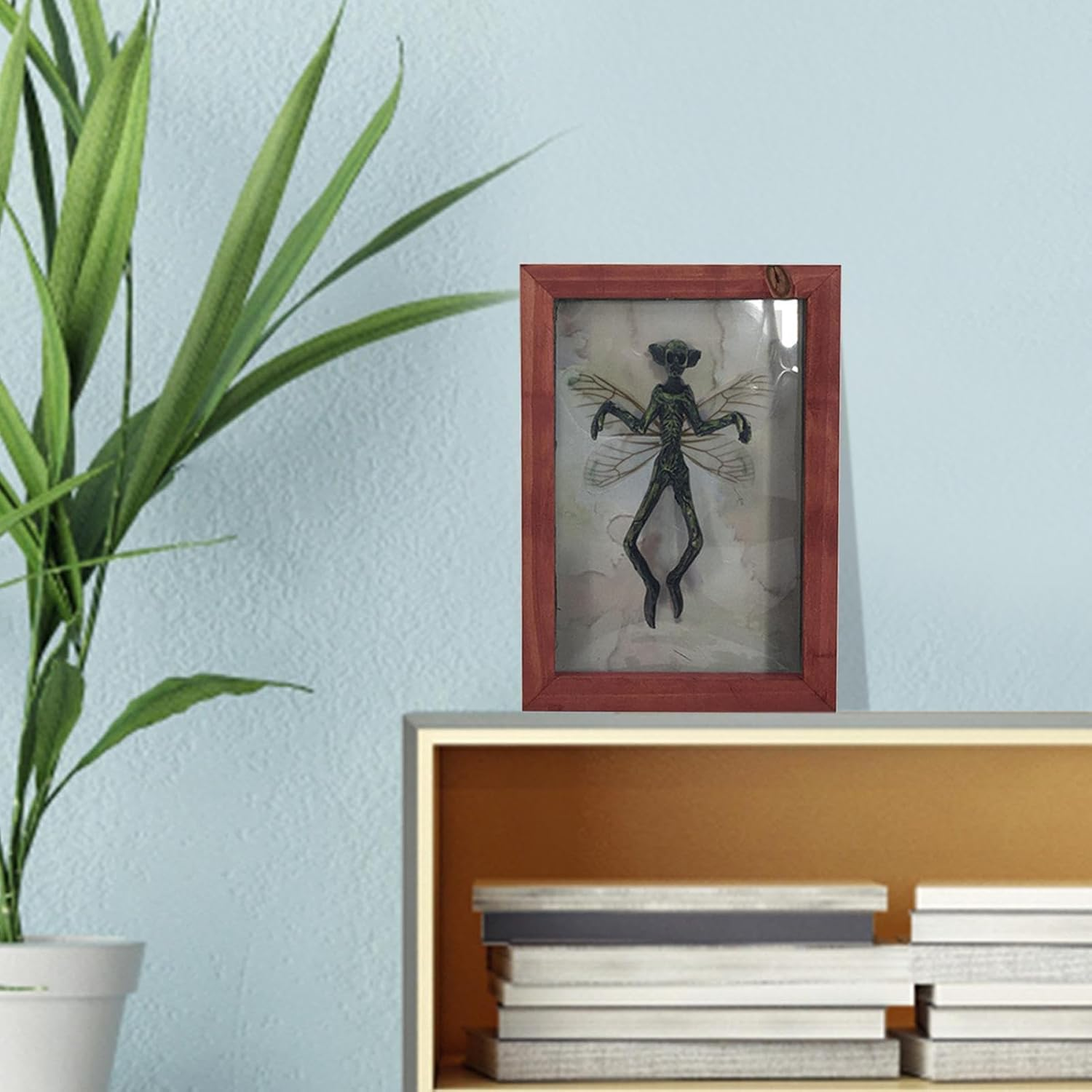 Mysterious Ghost Specimen Photo Frame - Halloween Bat Specimen Display, Gothic Style Resin Frame | Decorative Wall Hanging for Ghost Festival, Taxidermy Art, Dark Wind Home Ornament, Personality Decor image number 3