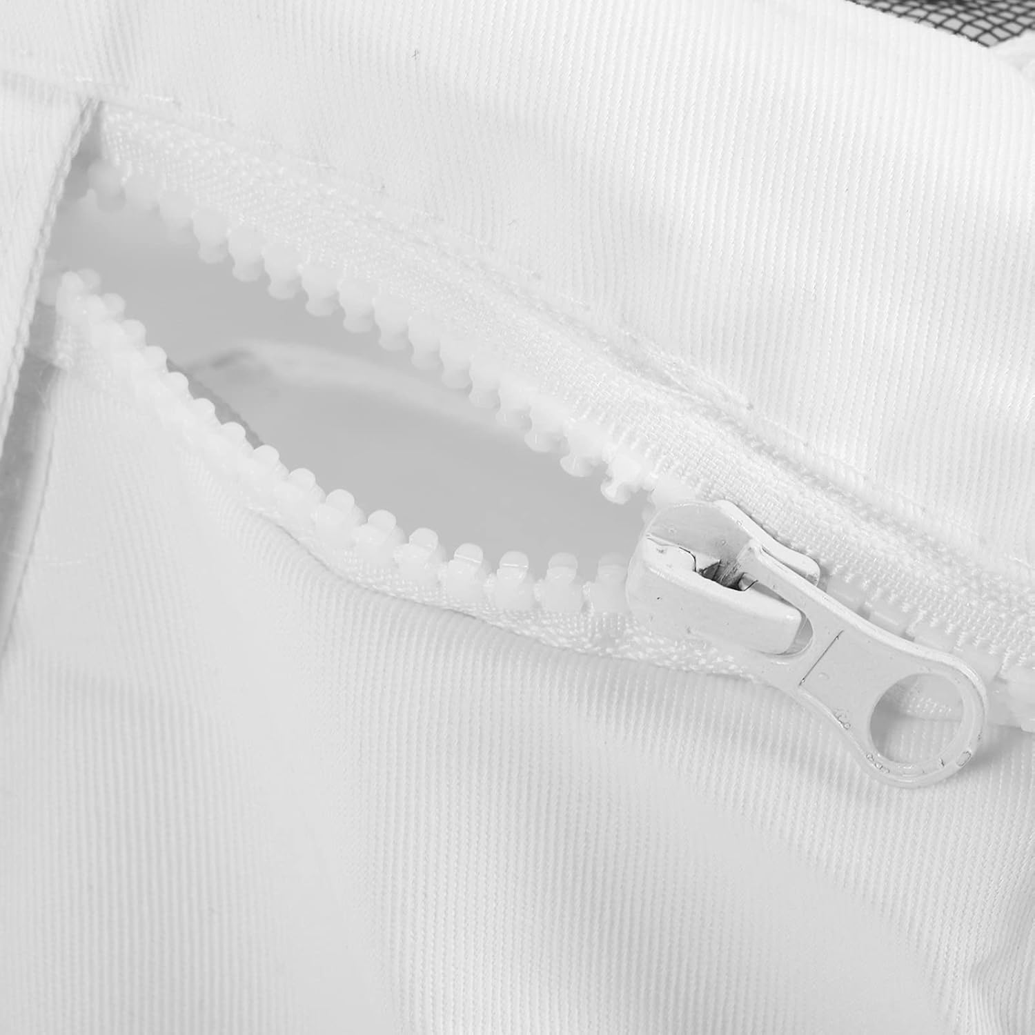 Beekeeper, Breathable and Ultra‑Thin Children Bee Suit Foldable with Zipper Design for Being Bitten(White, M) image number 1