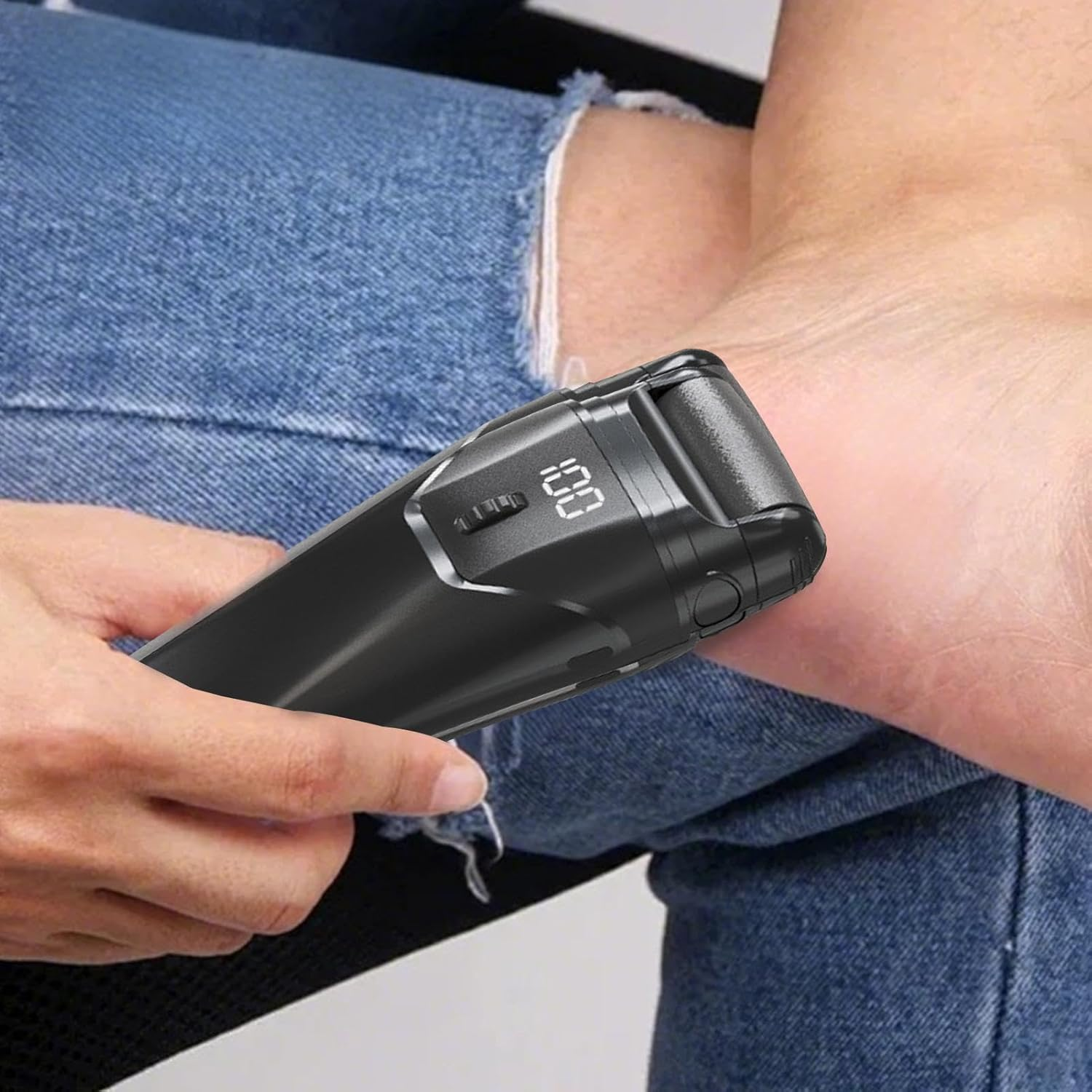 Foot Scrubber Electric | Scrubber Electric Foot File USB Charging - Men Women Pedicure Tool Feet Scraper with Auxiliary Light for Student Dormitory, Travel - White image number 7