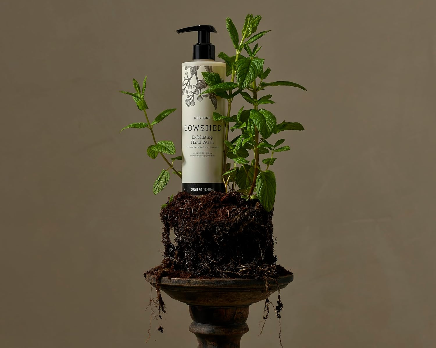 Cowshed Restore Exfoliating Hand Wash for Women 10.14 Oz Hand Wash image number 2