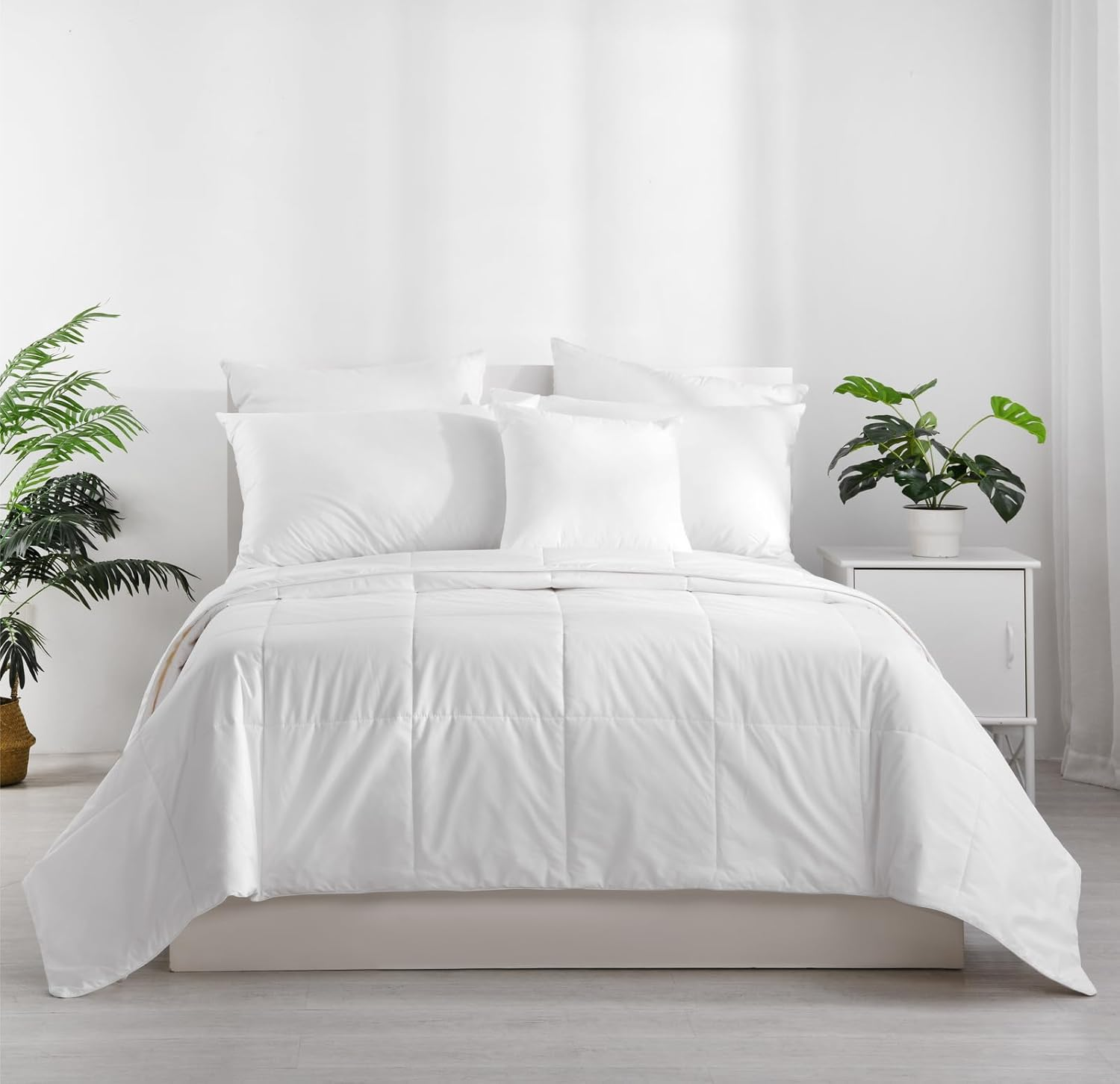 Dreamaker Lightweight Washable Australian Wool Quilt Breathable Cotton Cover 250GSM Natural Fill Temperature Regulating Summer Weight Duvet, Purafresh Treated for Anti-Bacterial Protection Super King