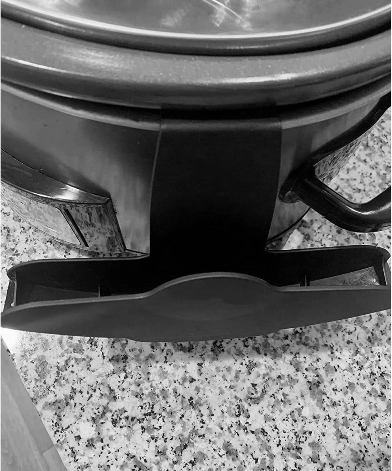 Lid Pocket, Slow Cooker Lid Holder for Cooking, Kitchen Lid Organizer Holder for Crock Pot, Hands Design, Keeps Countertops Clean, Works with Most Crock, 1 Pack image number 4