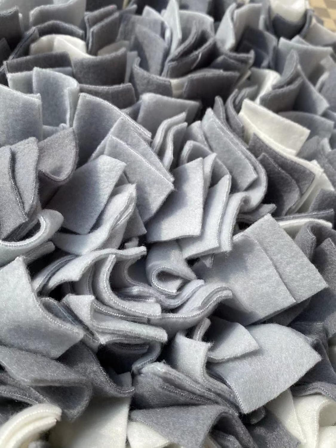 45X45Cm anti Slip Washable Cat Sniffing Mat, Encourage Nature Foraging Skill Snuffle Mat, Dog Feeding Mat image number 1