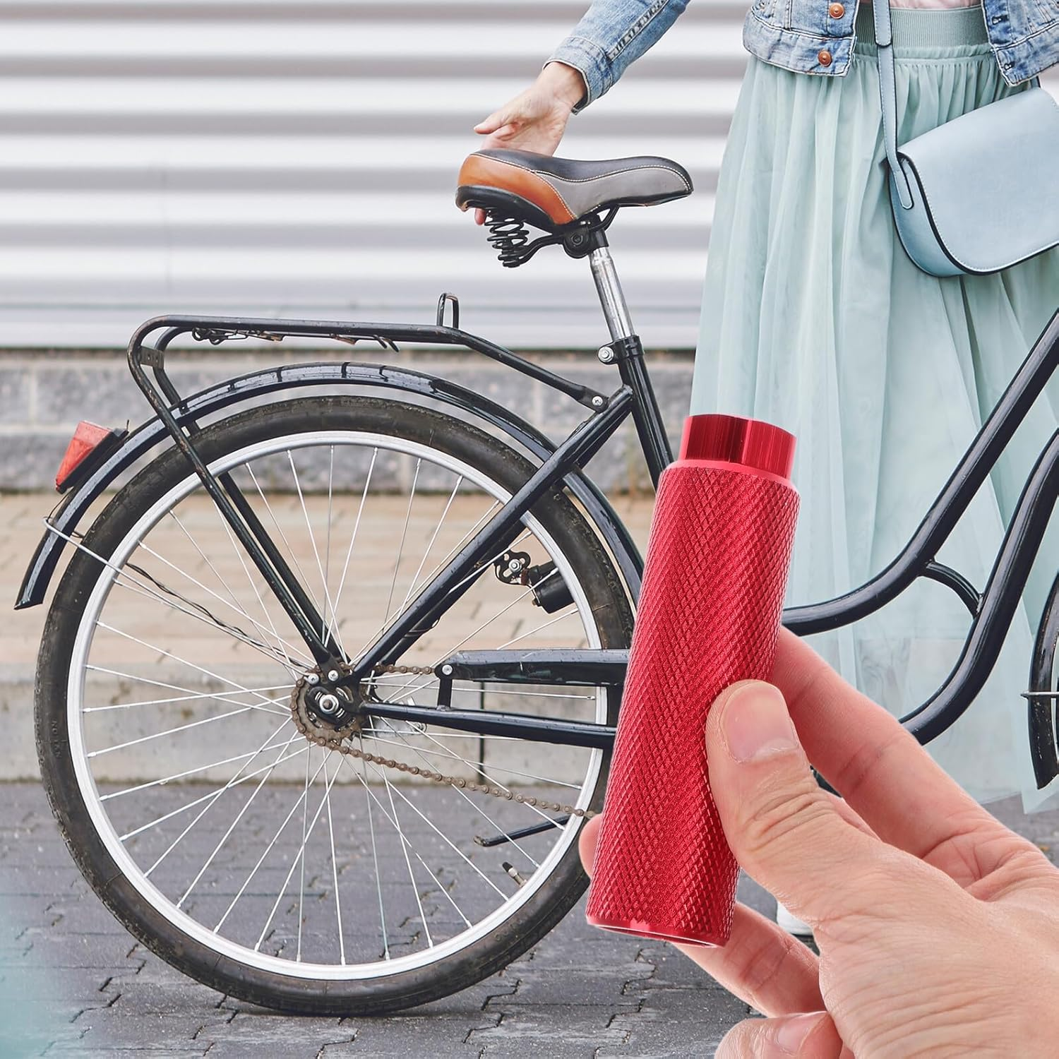 FOMIYES 2PCS Red Aluminum Alloy Bike Foot Pegs Universal Cycling Rear Wheel Pegs for Mountain and Compact Bicycles