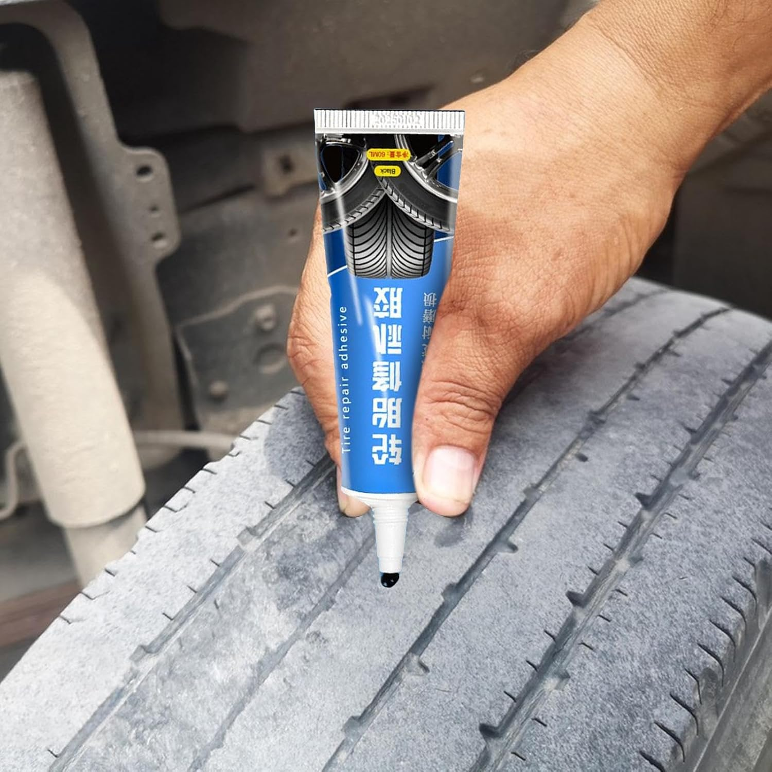 Black Tire Repair Glue Rubber - 60Ml Car Tyre Fix Strong Adhesive - Automotive Tire Repair Black Bonding Adhesive for Outdoor, Driving image number 1
