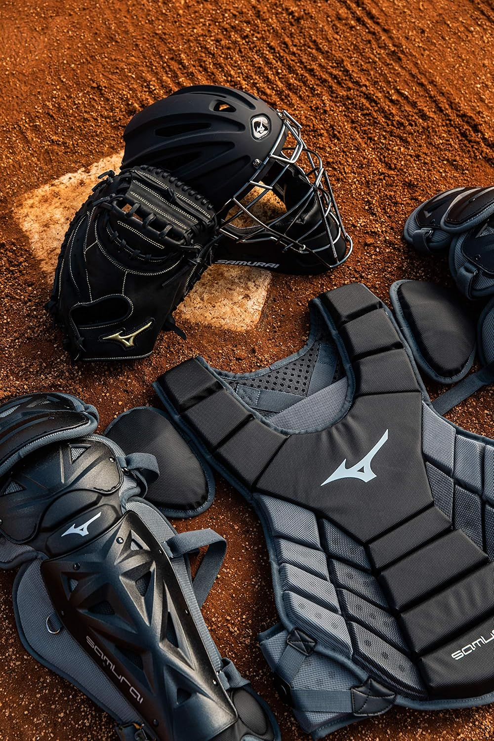 Mizuno Mizuno Youth Samurai Baseball Boxed Catcher'S Gear Set image number 2