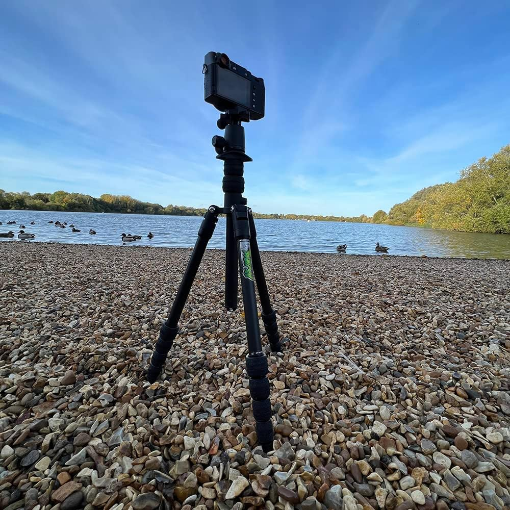 3 Legged Thing Brian 2.0 Darkness Carbon Fibre Tripod image number 1