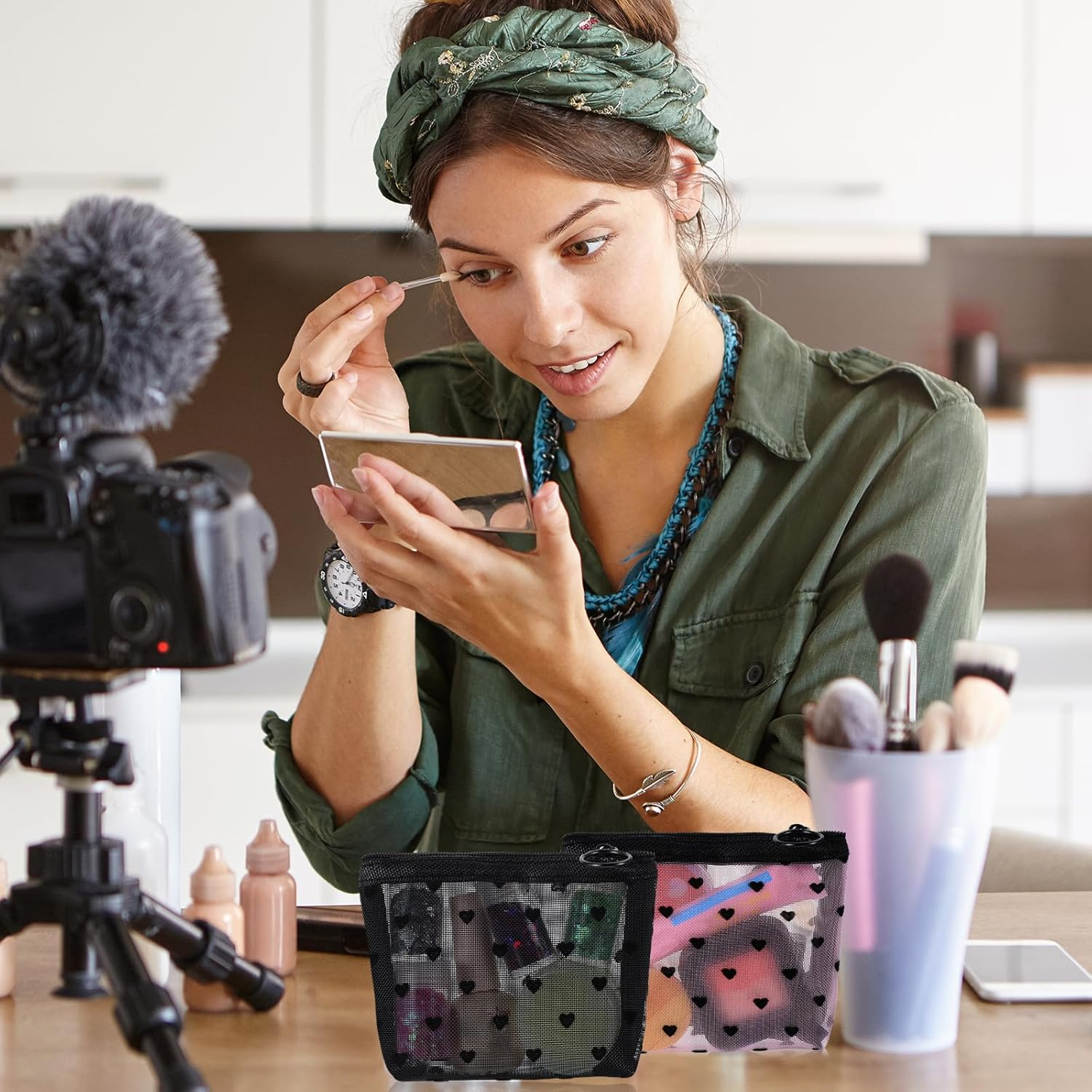 Guduling 4Pcs Mesh Makeup Bag with Zipper, Mini Mesh Pouch, Grid Cosmetic Bag, Heart Print Mini Zipper Cosmetic Bags for Travel and Storage (Pink, Beige, Black, White) image number 1