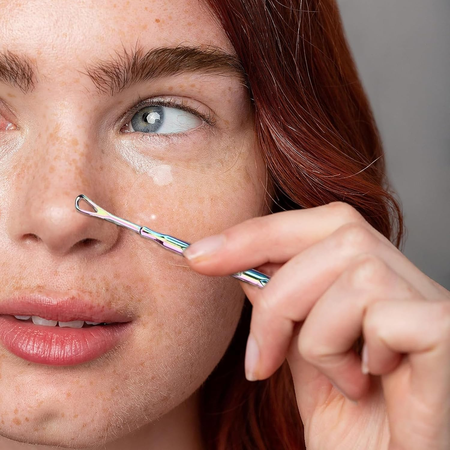 Kzvsiy 2-Piece Blackhead Removal Tool, Stainless Steel Pimple Extractor & Comedone Extractor for Face and Nose, Pore Scraper for Skin Care, Acne and Blackhead Treatment Suitable for Men Women image number 4