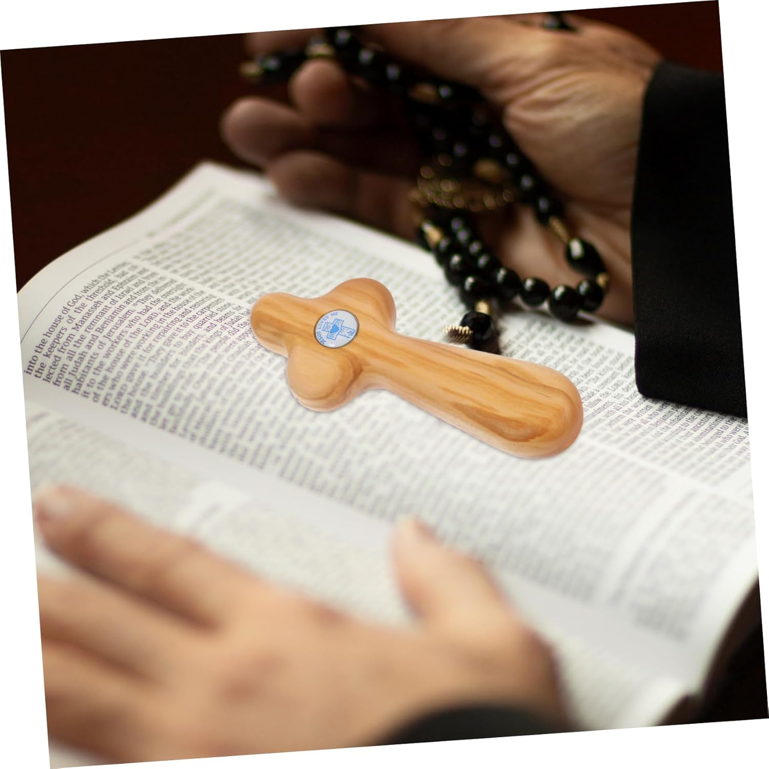 GLSTOY Small Handheld Olive Wood Cross for Baptism Confirmation and Holy Communion Religious Keepsake Jesus Statue Pocket Prayer Cross image number 4