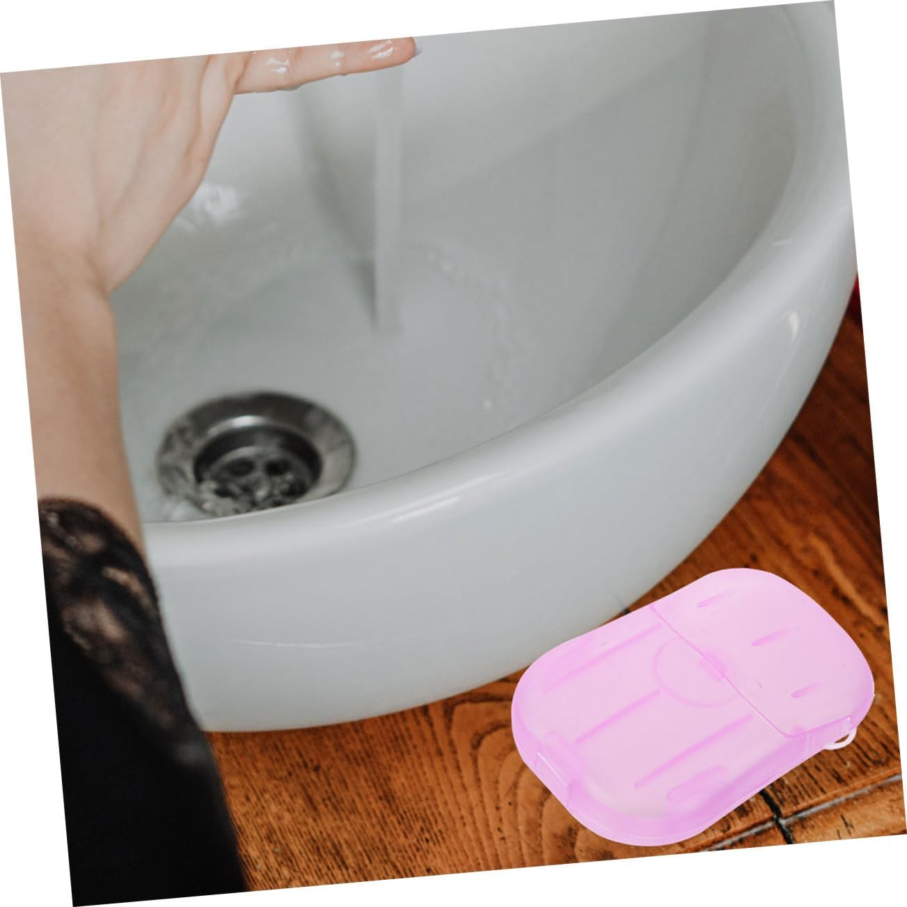 GAROZATION Portable Travel Soap Sheets for Hand Washing Lightweight Soap Slices for Outdoor Adventures and Boys and Girls for Camping Public Restrooms and Hygiene the Go image number 3