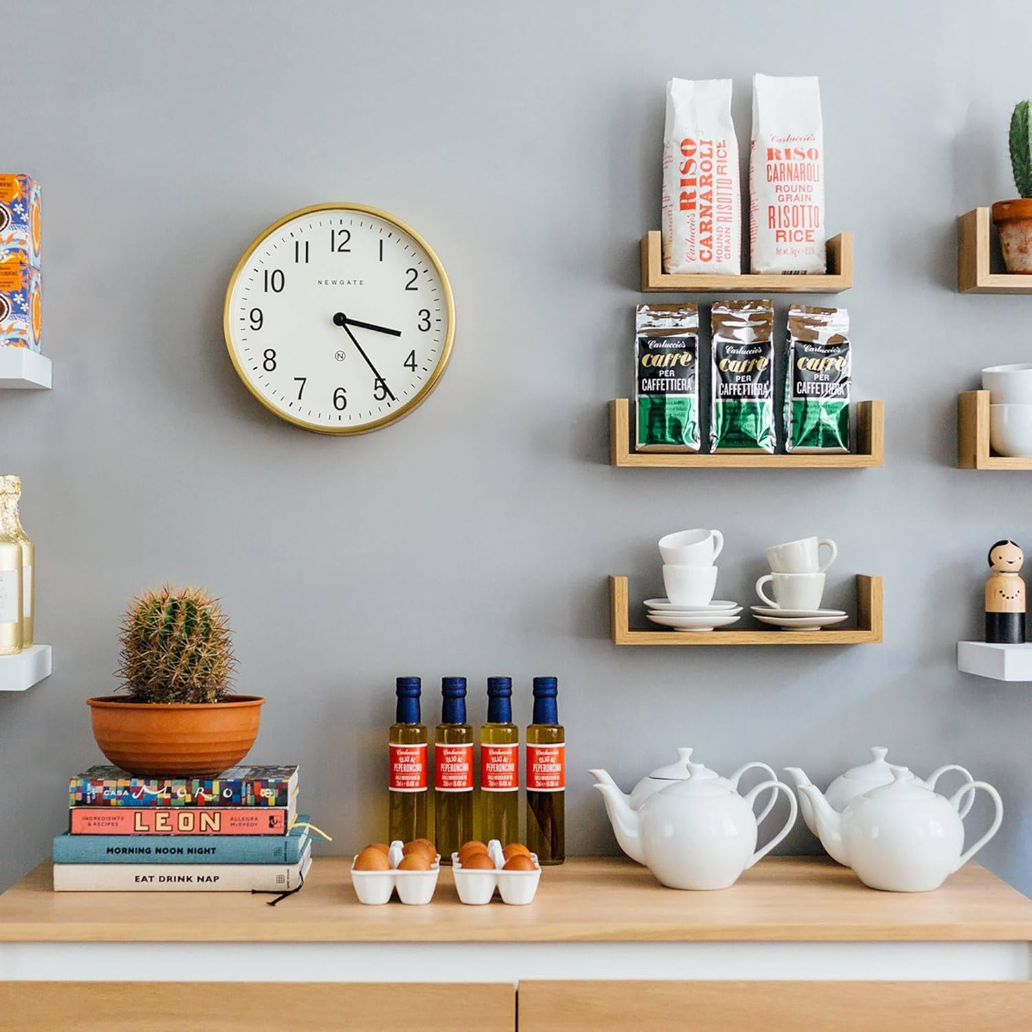 NEWGATE&reg; Master Edwards Wall Clock - Kitchen, Living Room, Office - Round, Retro, Designer - Stylish Home D&eacute;cor Mid-Century Modern (Gold) image number 3