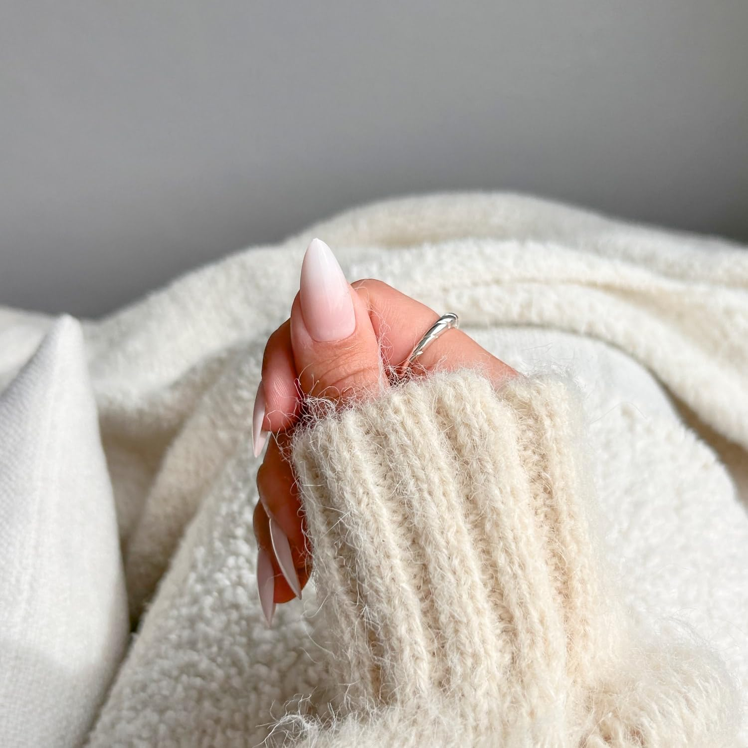 Nka Press on Nails Kit - 28 Premium Quality False Acrylic Fake Nail Set Includes Nail Glue Sticky Tabs Reusable Case -Ombre Pink Medium Almond Press on Nail -Pink Shine image number 4