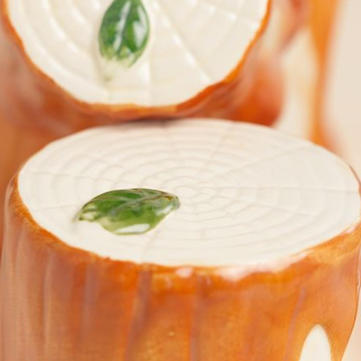 AIMALL Ceramic Hamster Nest, Tree Stump Design Small Animal House, Durable Pet Bed for Hamsters, Guinea Pigs, and Small Animals, 3.54In Height image number 5