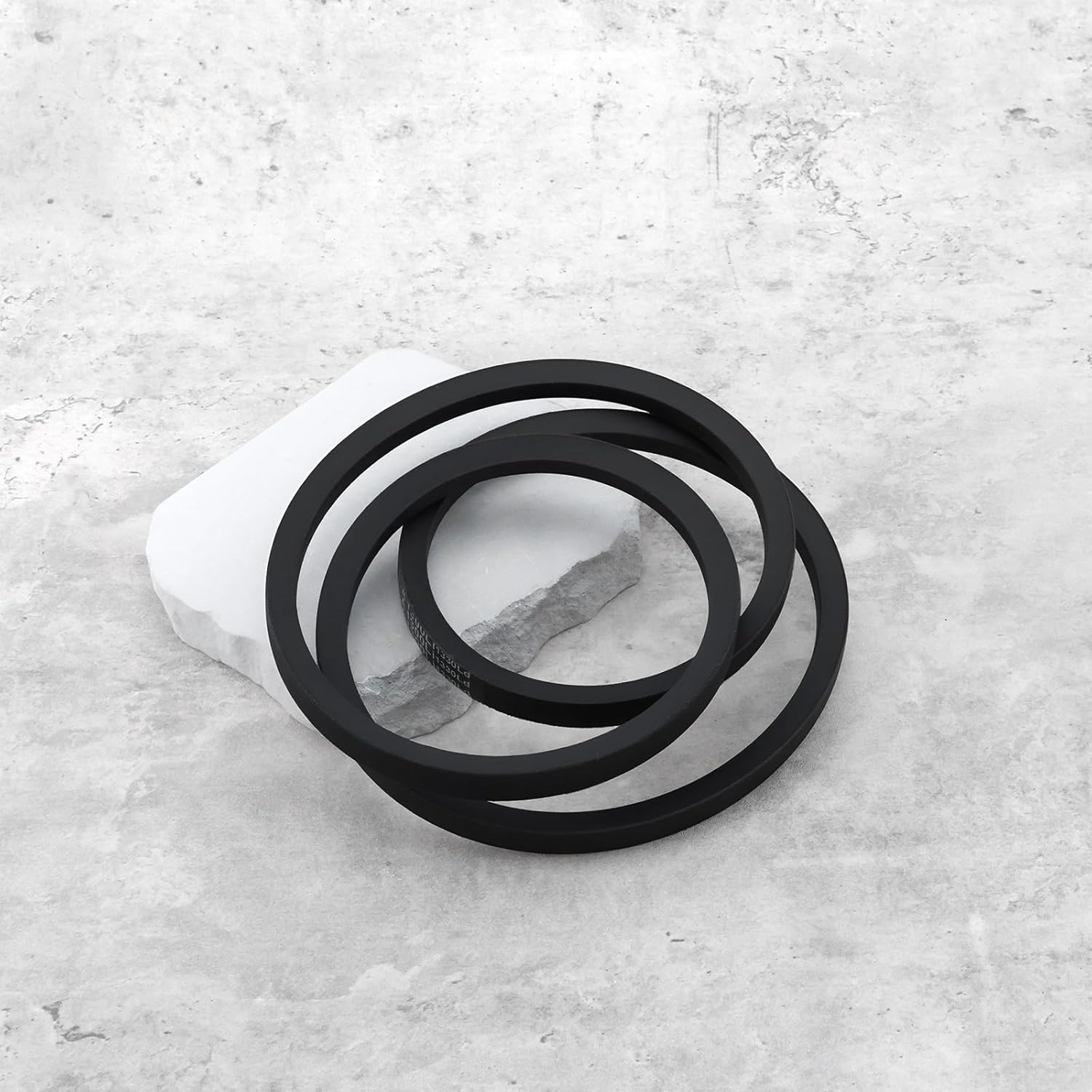 Mower Deck Drive V-Belt 037X57MA 37X57 Compatible with Ride-On Mower 1300X13Mm image number 4