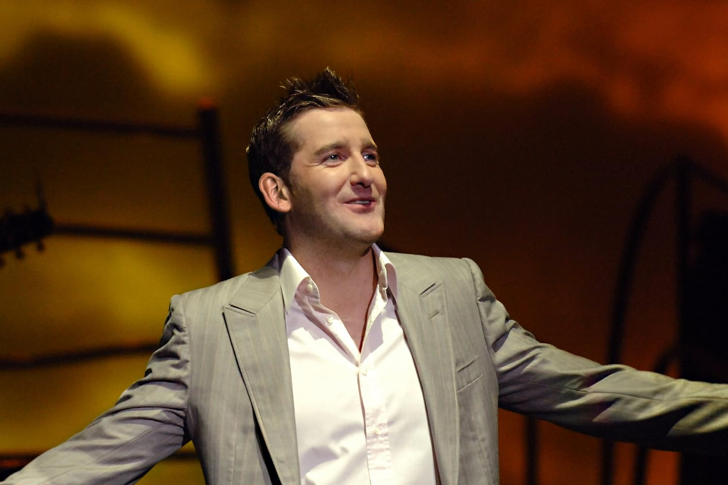 It'S Entertainment image number 4