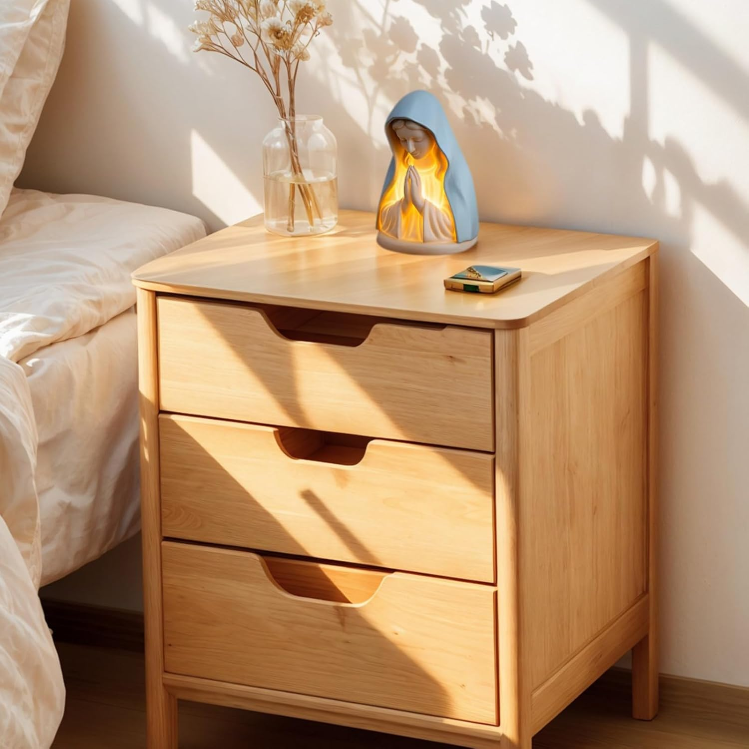 Prayer Night Light | Sacred Virgin Mary Statue Night Light | Soft Eye Protection Desk Accessories for Nursery Reading Corne Dorm Home Hallway Prayer Room Kitchen