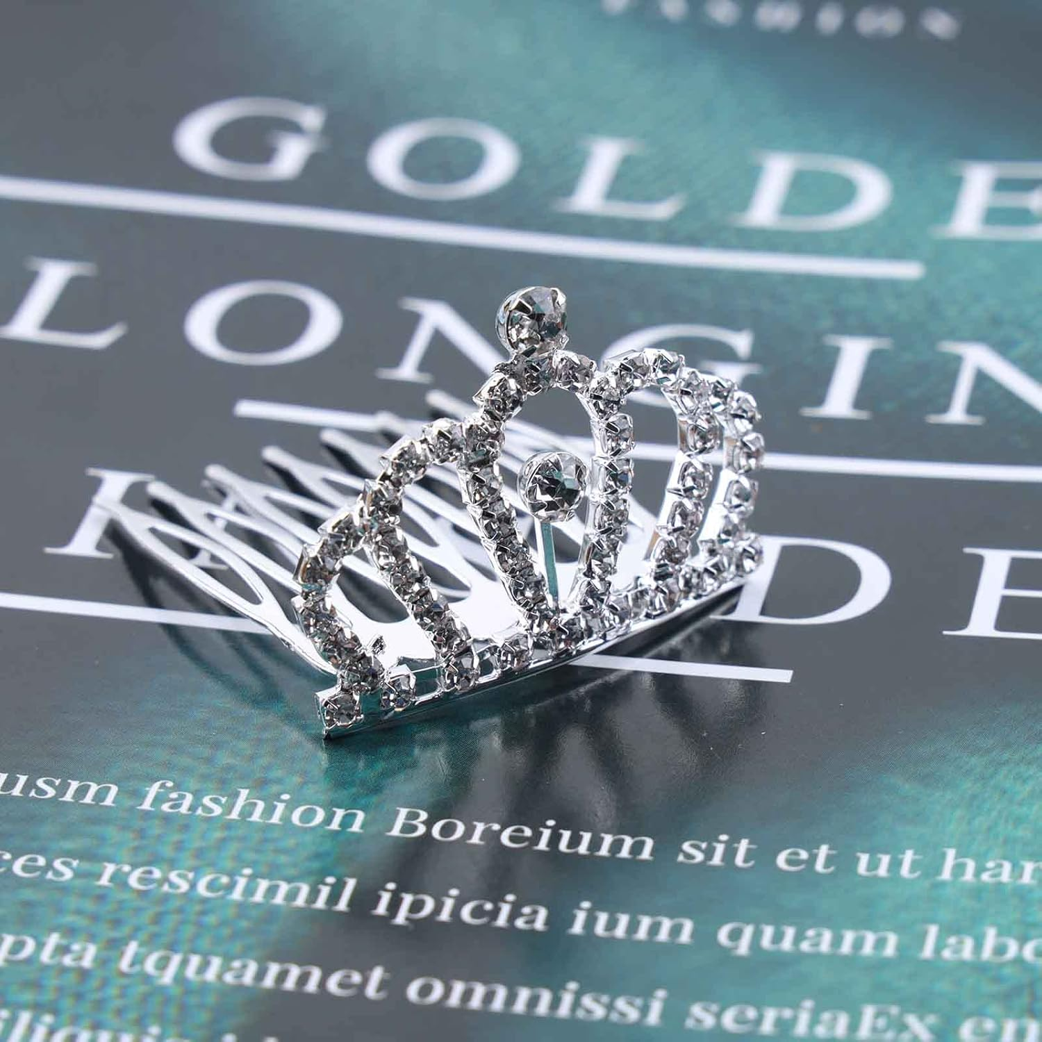 Yheakne Vintage Princess Crown Comb Crystal Small Tiara Crown Headband Shiny Rhinestone Crown Hair Comb Mini Tiara Comb for Girls Birthday Party Prom Hair Accessories (Silver A)