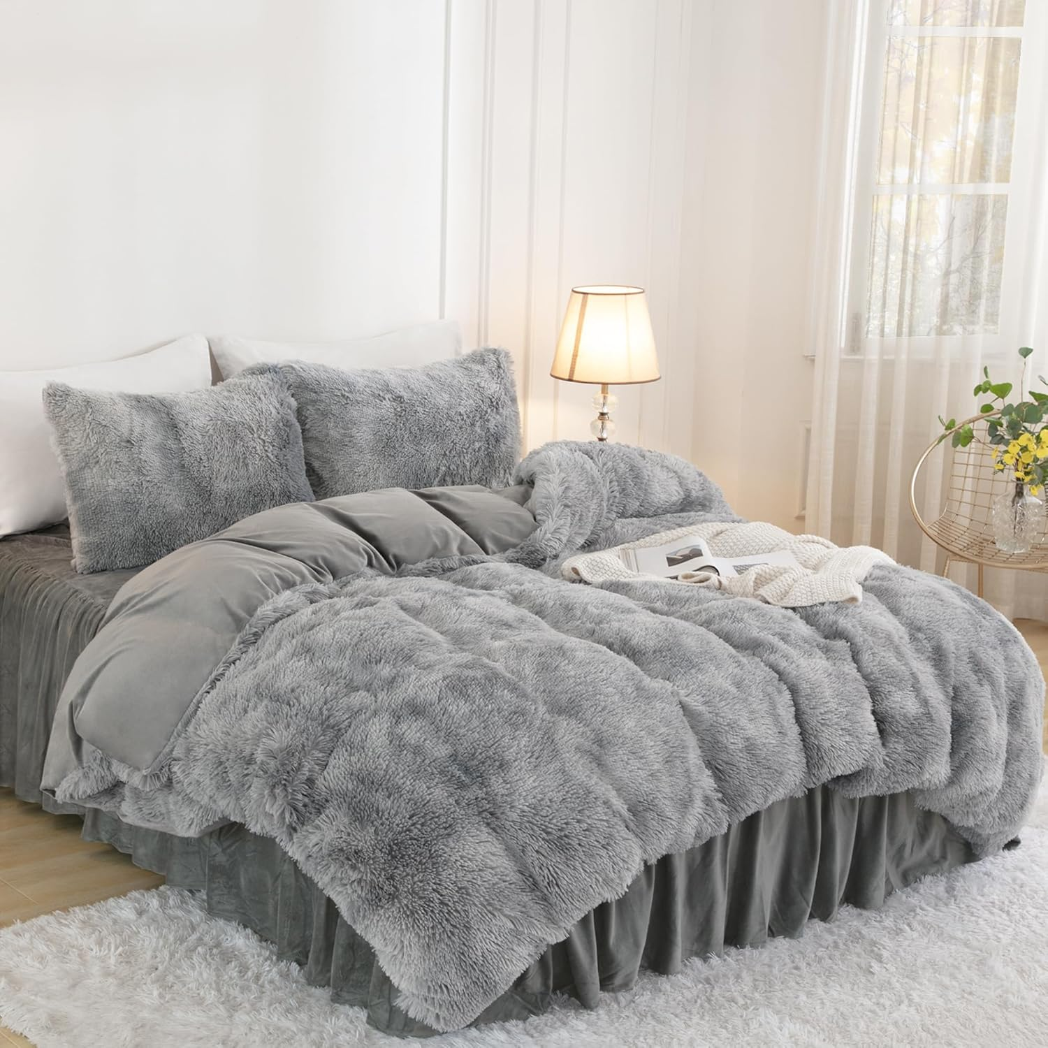 Annadaif Plush Shaggy Duvet Cover, Tie Dye Gray White Fluffy Comforter Cover Set Queen Size, Fuzzy Faux Fur Bedding Set with Zipper Closure, Luxury Ultra Soft 3 Pieces (1 Duvet Cover, 2 Pillowcases) image number 3