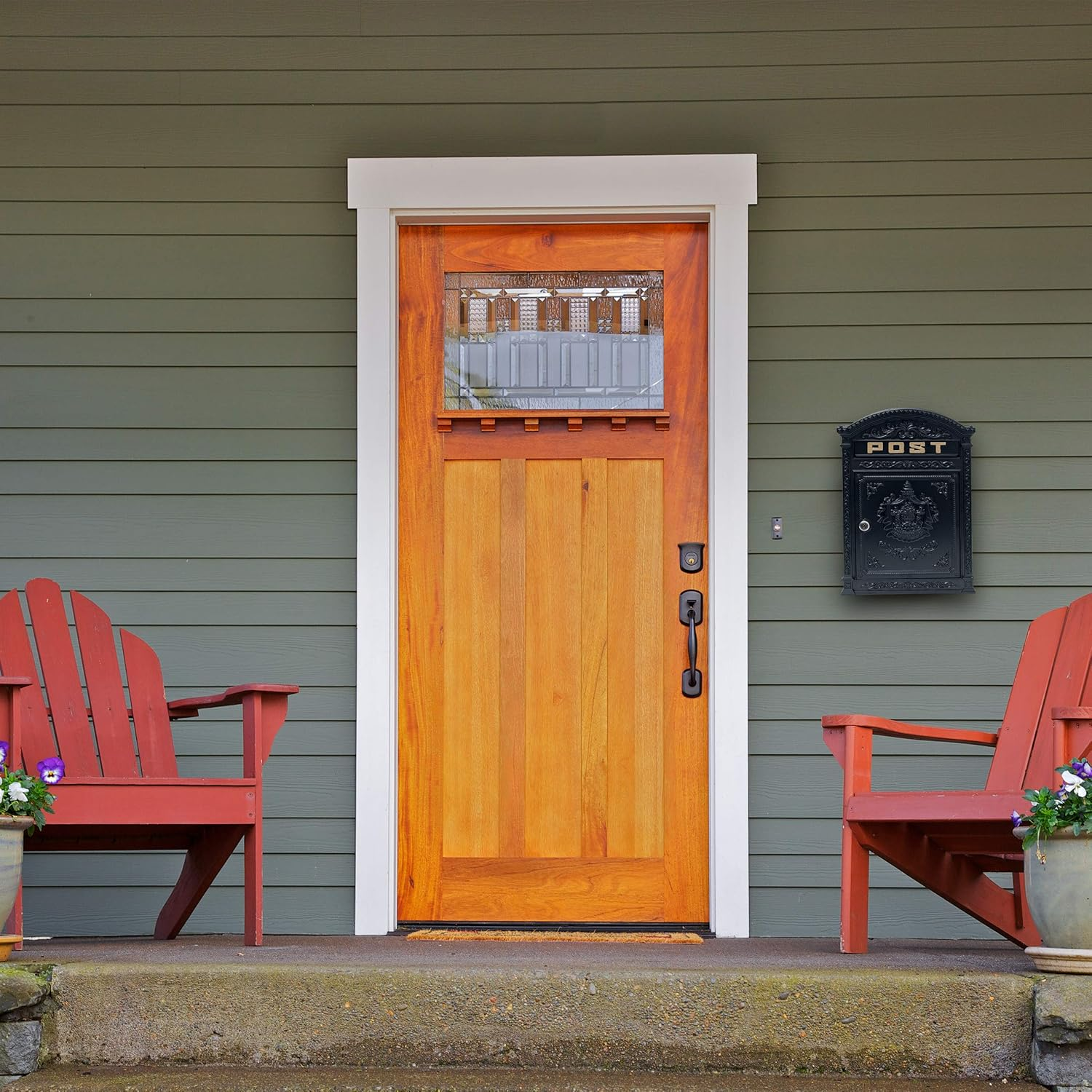 Relaxdays Antique Letterbox, 44.5 X 31 X 9.5 Cm, English-Style Wall-Mount Mailbox, Cast Aluminum, for DIN A4 Letters, with Roof, Black - Black image number 1