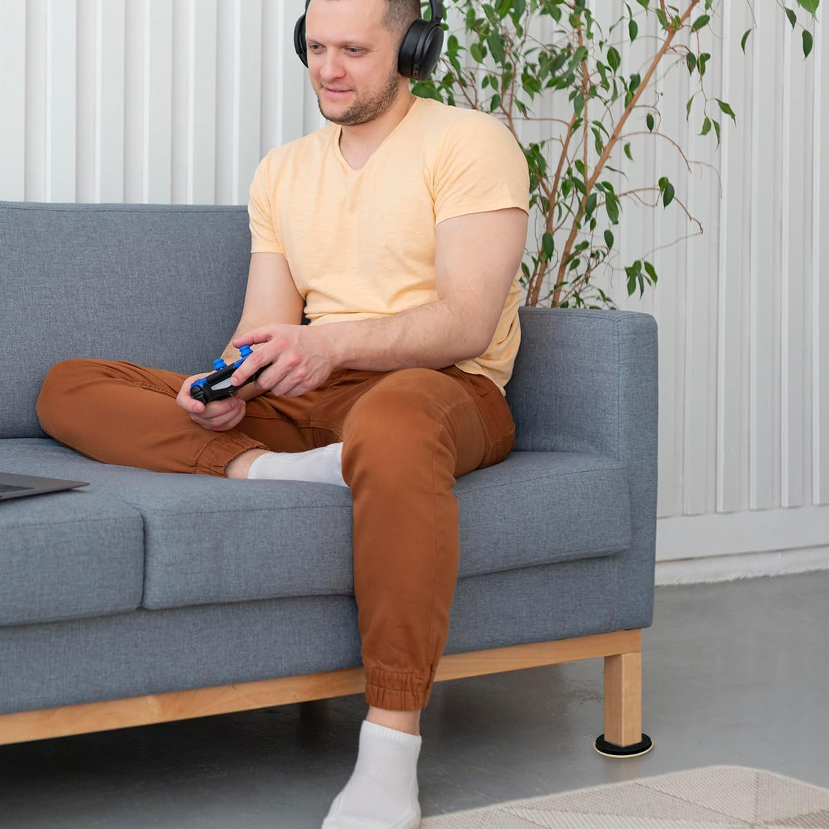 WELANE Furniture Sliders, 16 PCS Furniture Legs Sliders for Carpet, Heavy Furniture (6.3Cm/2.18In)