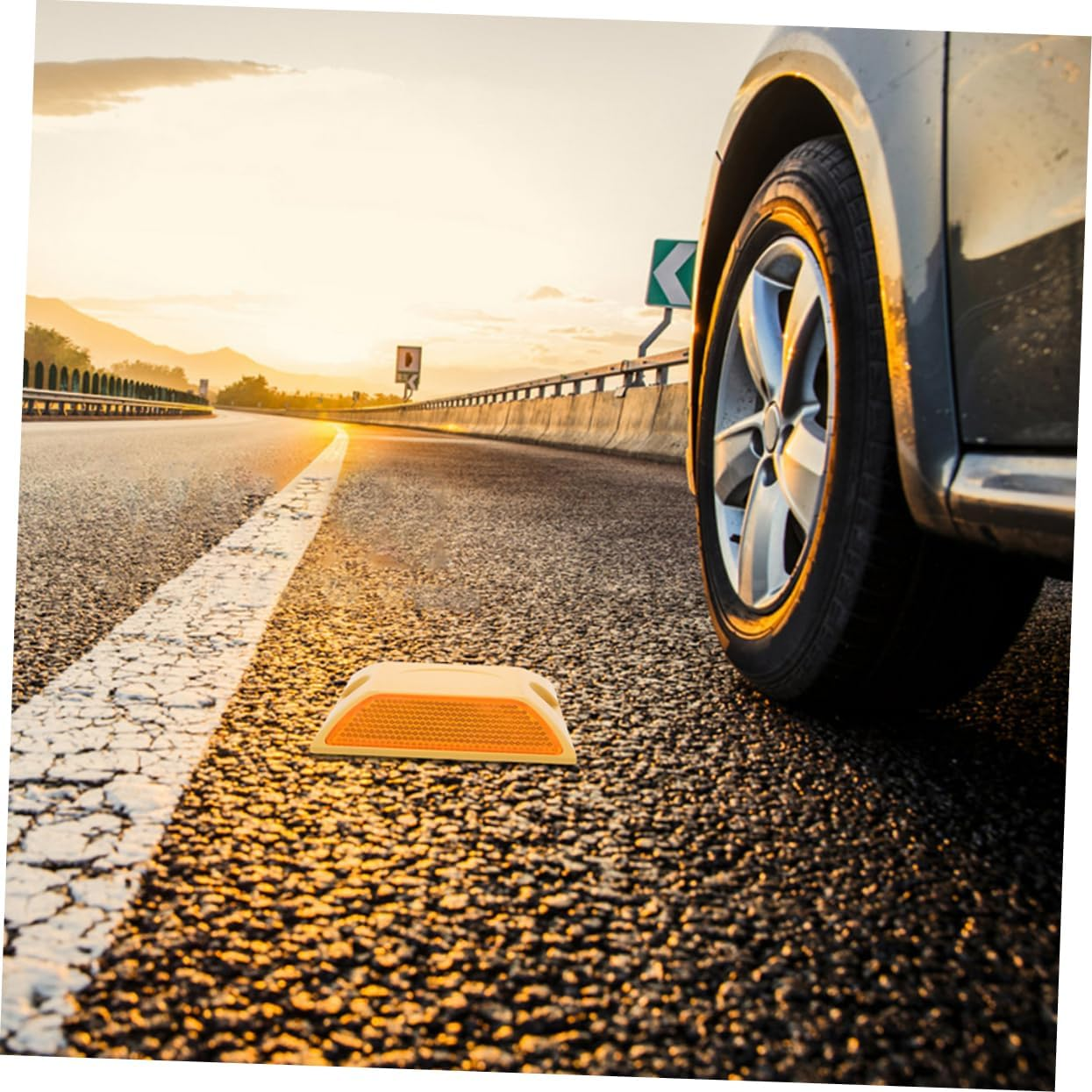 4Pcs Dual-Sided Reflective Road for Driveway Safety Pavement Markers High Visibility Reflectors Weather Resistant Design for Enhanced Highway image number 1