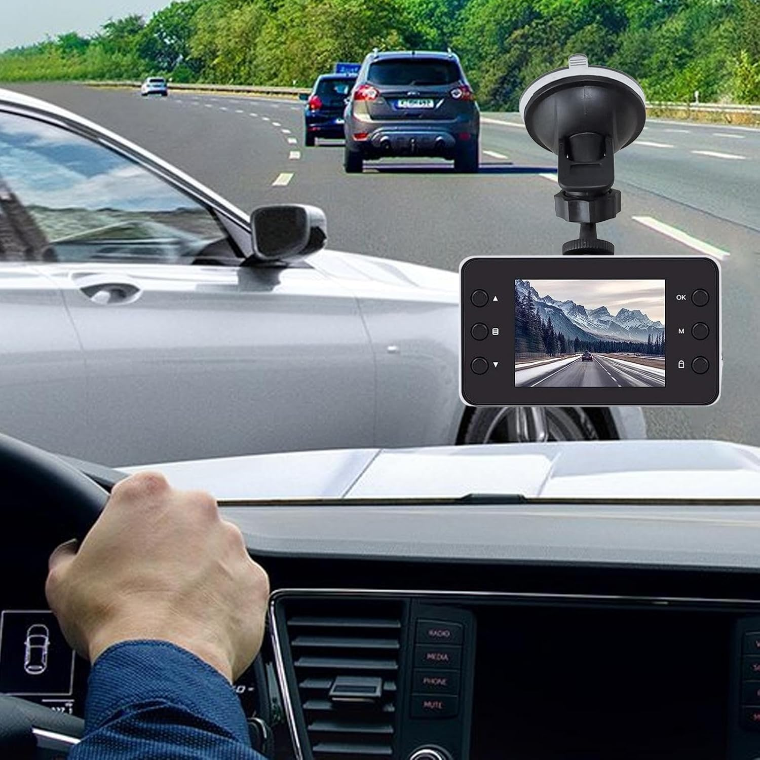 Car Dashcam Front and Back, 3 Channel Dashcam, 1080P Smart Night Wireless Vehicle Electronics for Trucks, Motorcycles, Commercial Vehicles