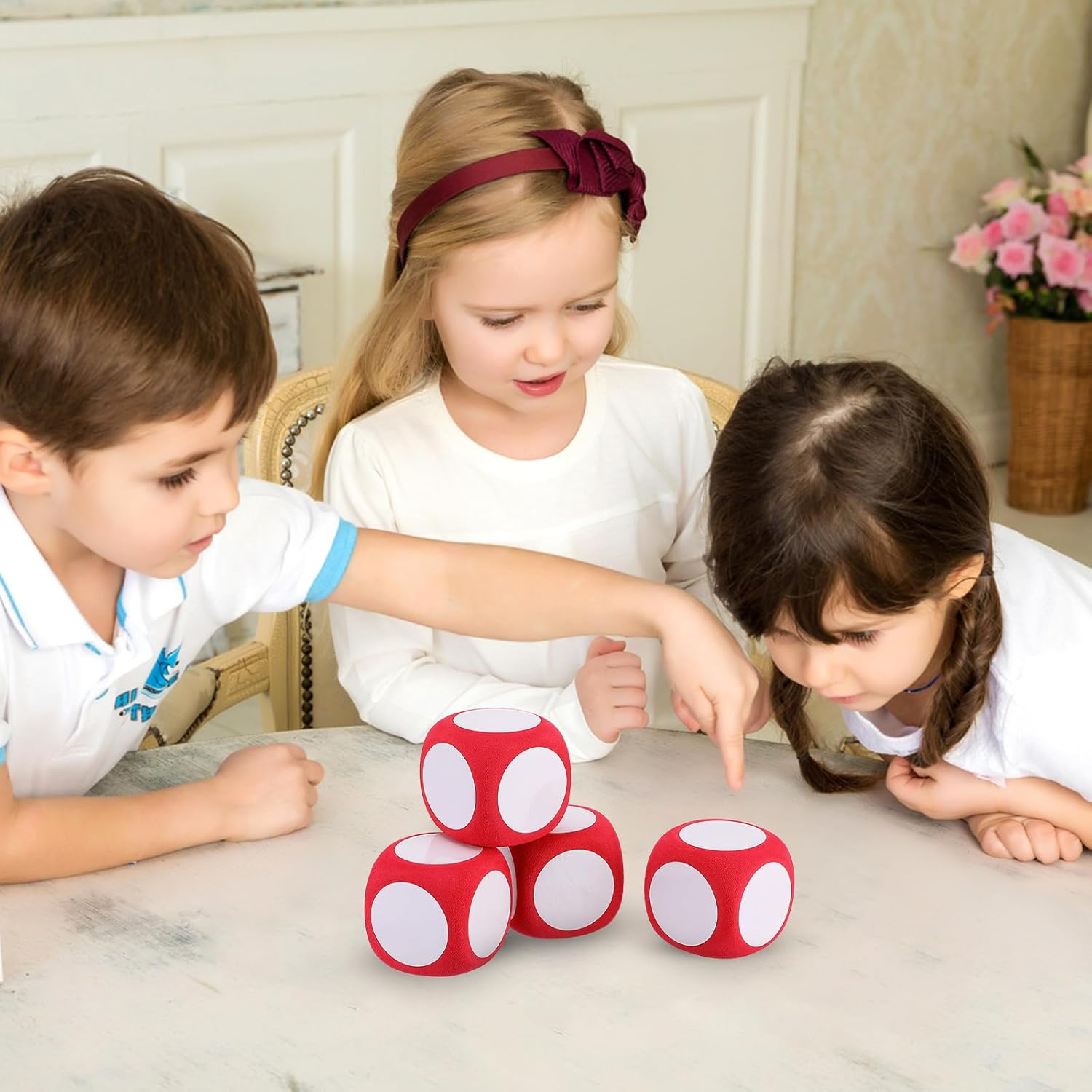 SHINEOFI 4Pcs DIY Blank Dice Classroom Writable Dice Wipe off Education Blank Dice DIY Rounded Foams Game Dice for Kids Math Teaching Accessories image number 4