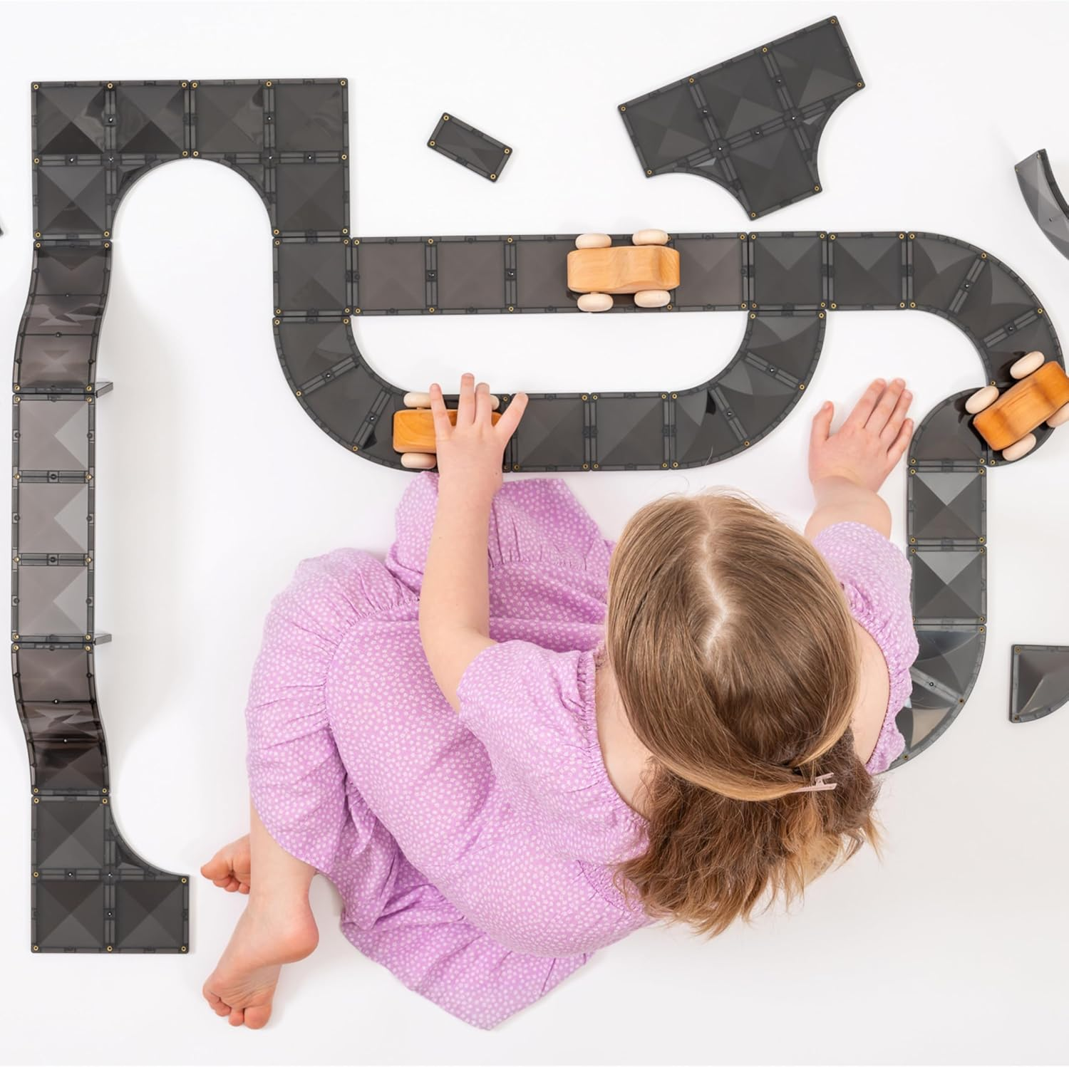 Connetix Magnetic Tiles Roads Creative Pack, 48 Pieces image number 4