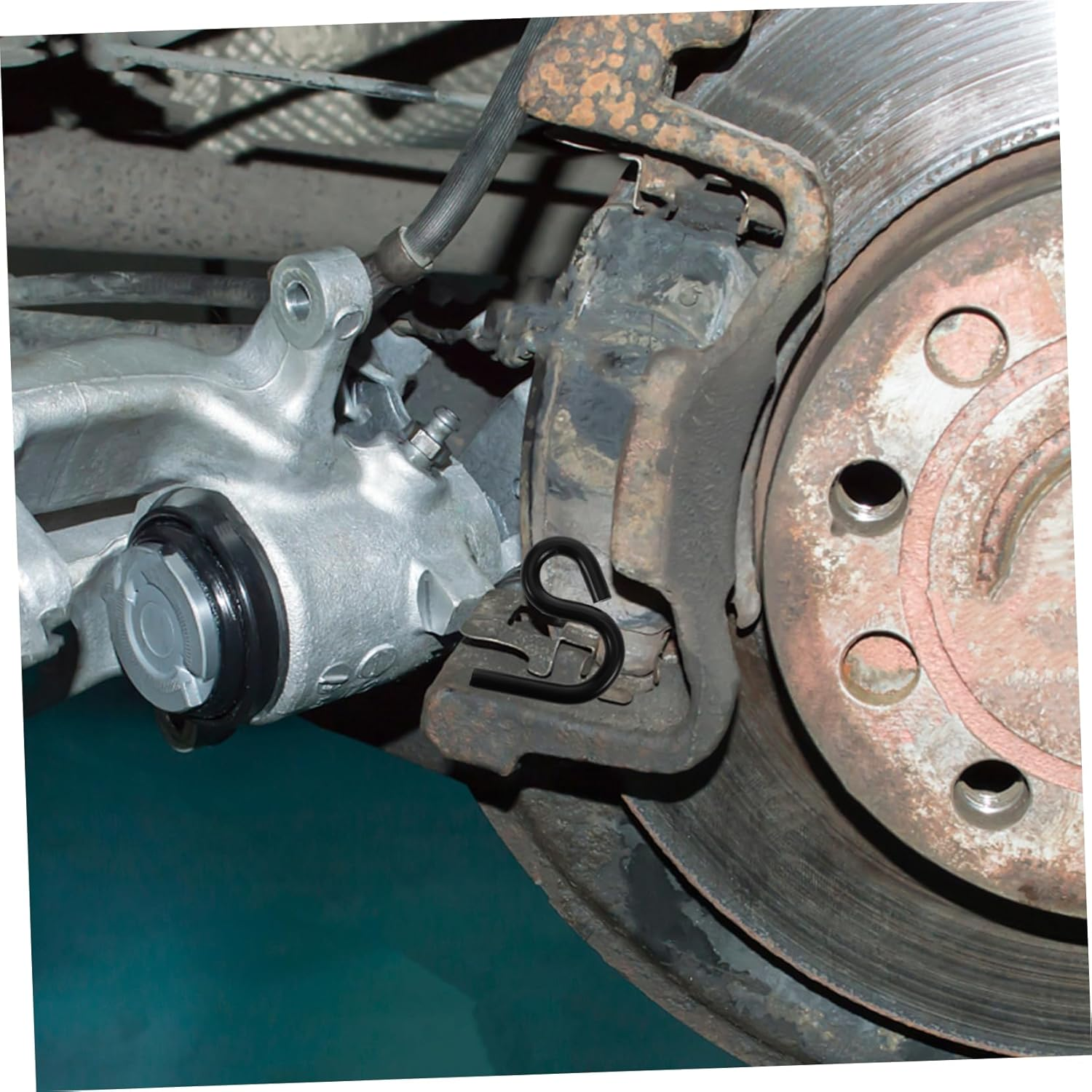 TOPPERFUN Ball Joint Press Separator Control Arm Bushing Removal Tool for Lower Control Arm Prying Easy Installation and Removal in Automotive Maintenance image number 6