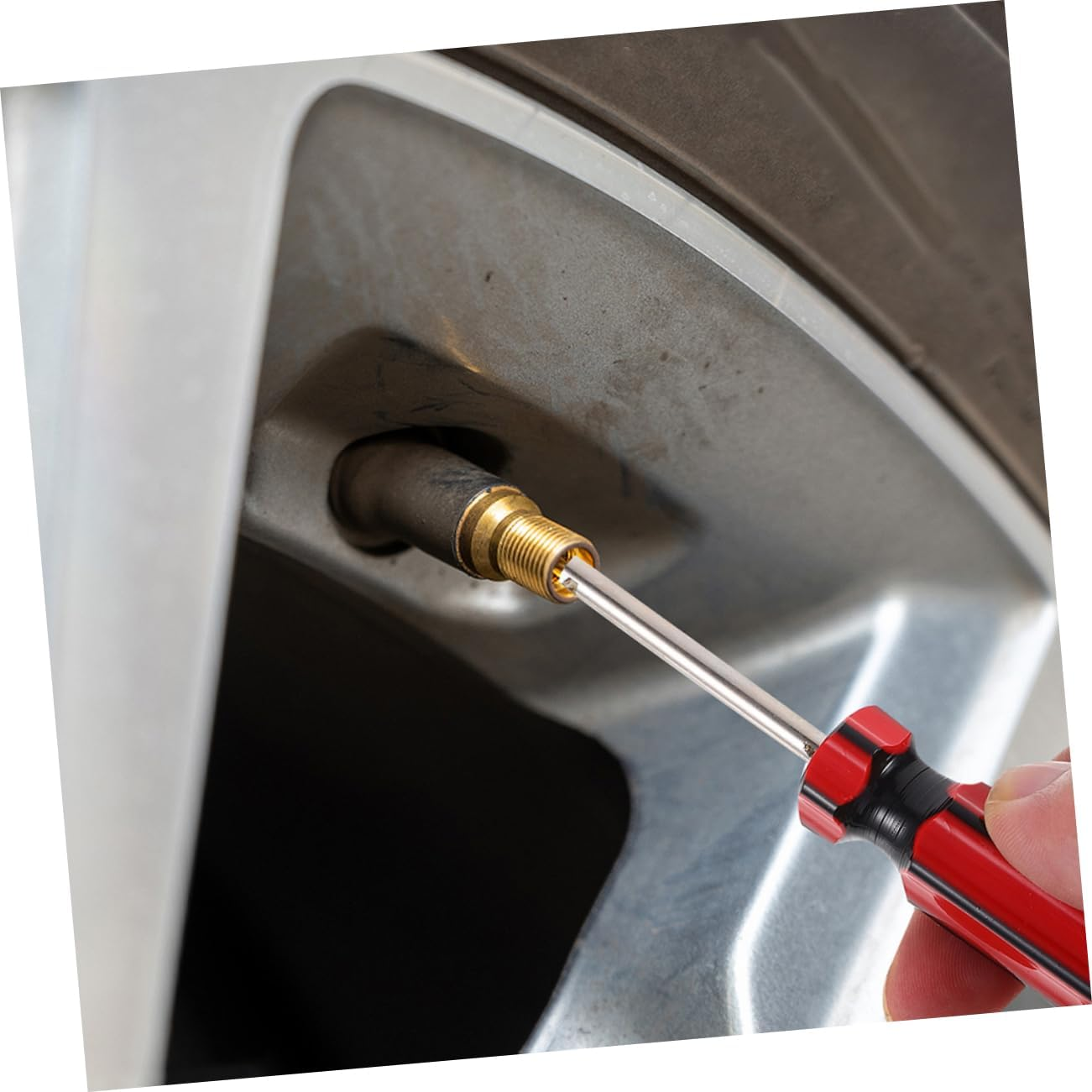 Beatifufu 6Pcs Valve Core Remover for Car Tyres Tyre Valve Stem Tool Automotive Installation Tool Pp Steel Easy Tire Replacement image number 4