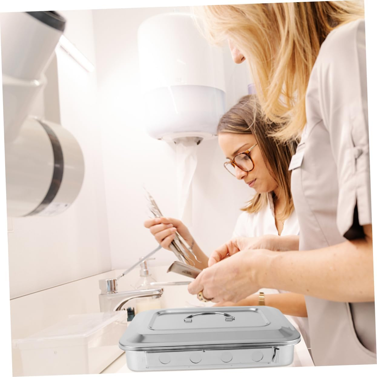 MAGICLULU Stainless Steel Disinfection Box Tray Easy to Clean Safe Convenient for Instruments Storage and Disinfection image number 2