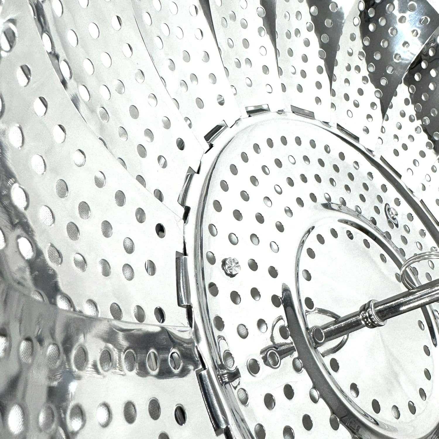 LYLAC HOMEWARE Vegetable Folding Steamer Basket, Metal Stainless Steel Insert, Collapsible for Cooking Food, Expandable Fit Various Size Pot 9" 24CM image number 4