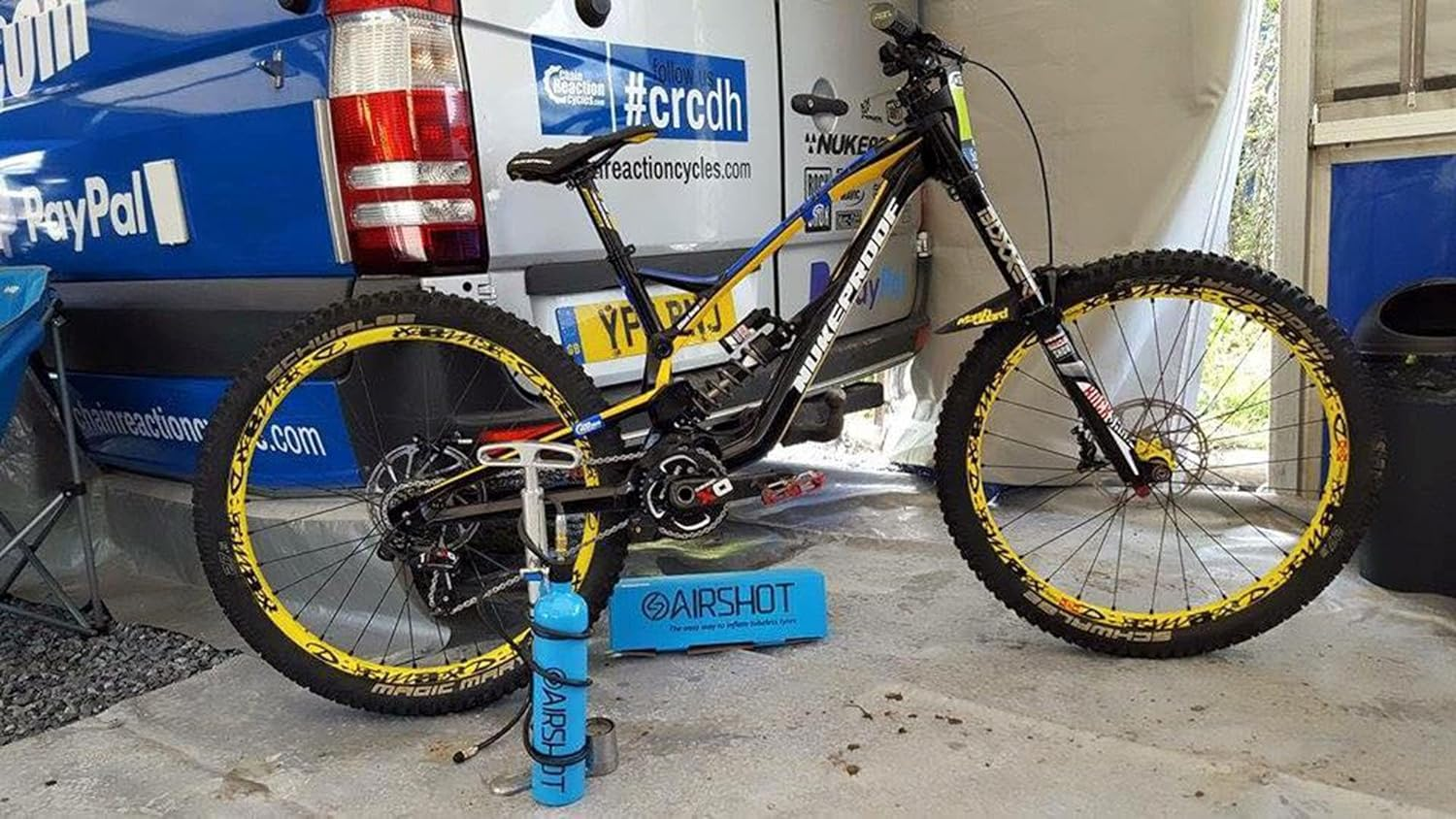 Airshot Tubeless Tire Inflator 1.15L image number 4