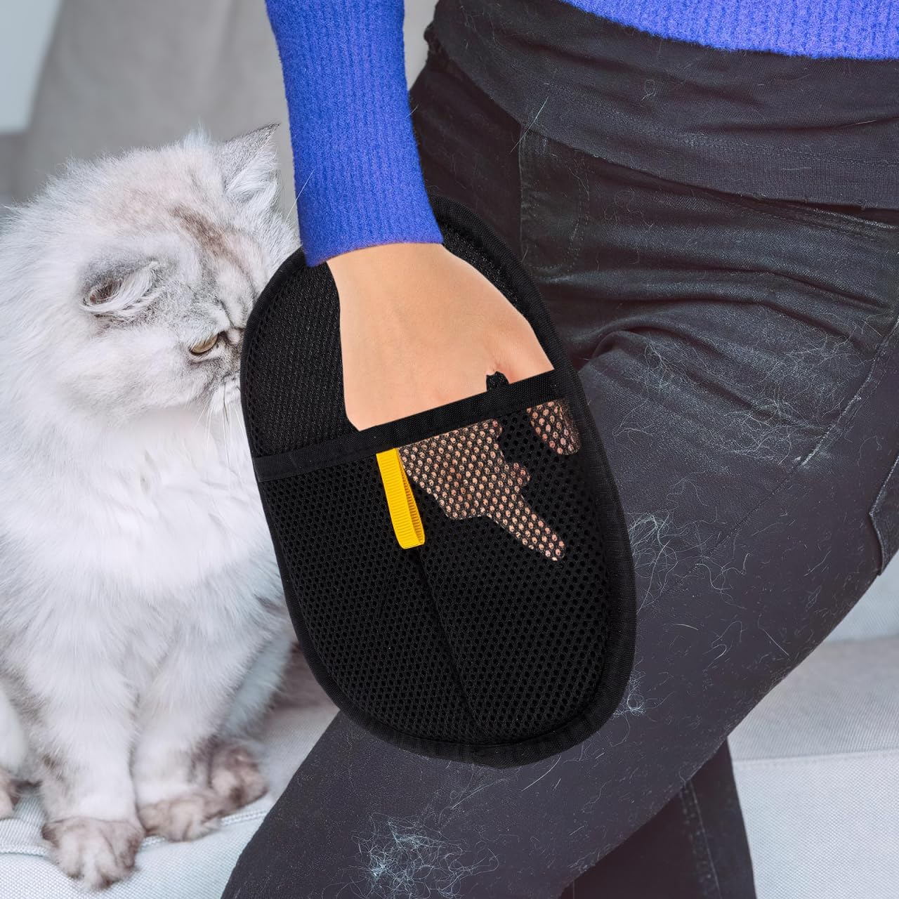 Alipis Pet Hair Removal Gloves for Cats Dogs Large Fit Dual-Sided Bristle Mitts for Easy Cleaning image number 3