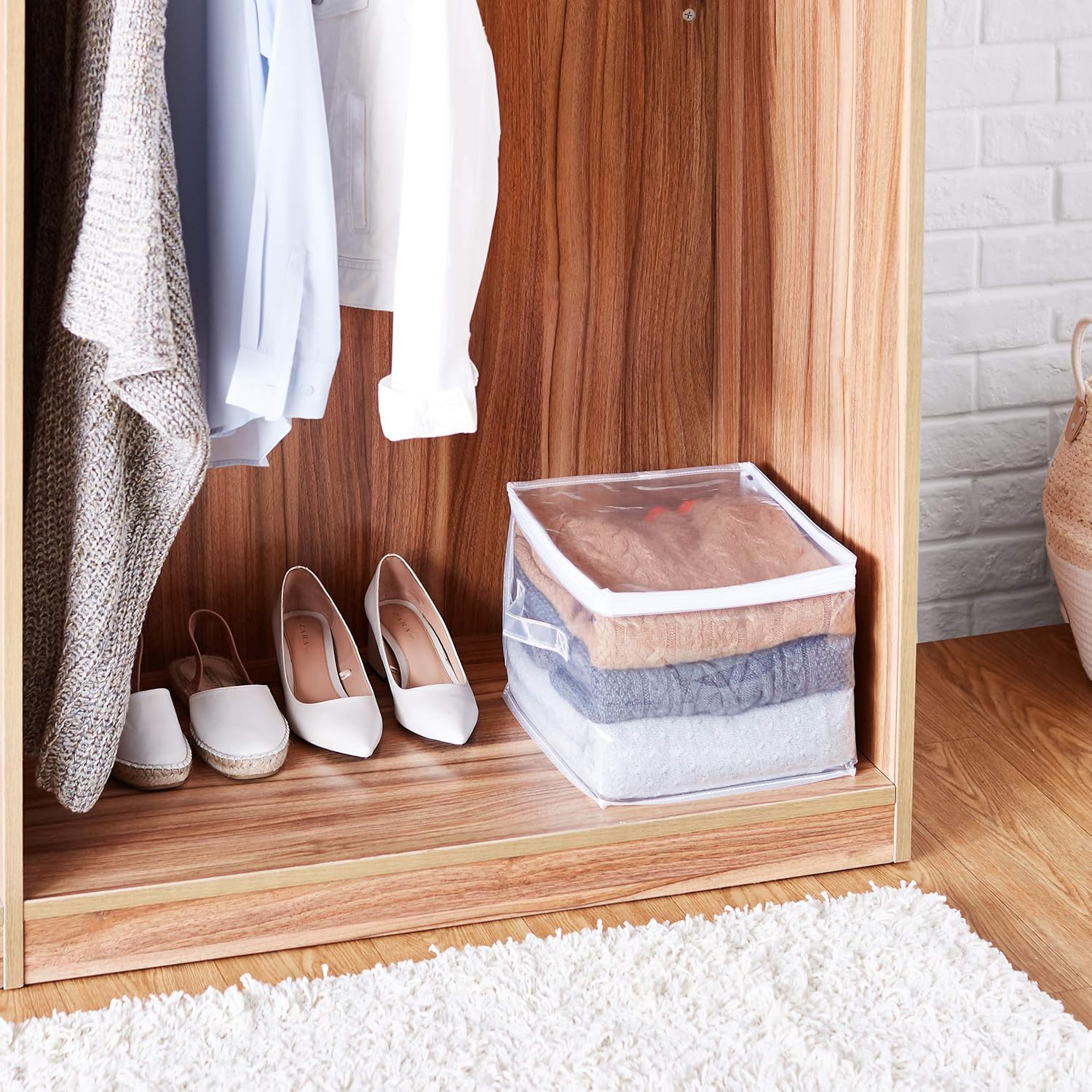 Amazon Basics Clear Zippered Organizers, 3-Pack image number 1