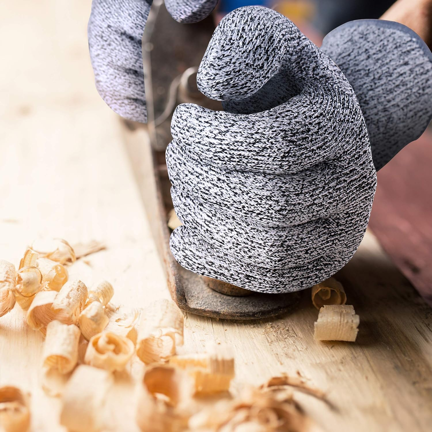 THOMEN 4 PCS (M+L) Cut Resistant Gloves Level 5 Protection for Kitchen, Upgrade Safety anti Cutting Gloves for Meat Cutting, Wood Carving, Mandolin Slicing and More image number 3