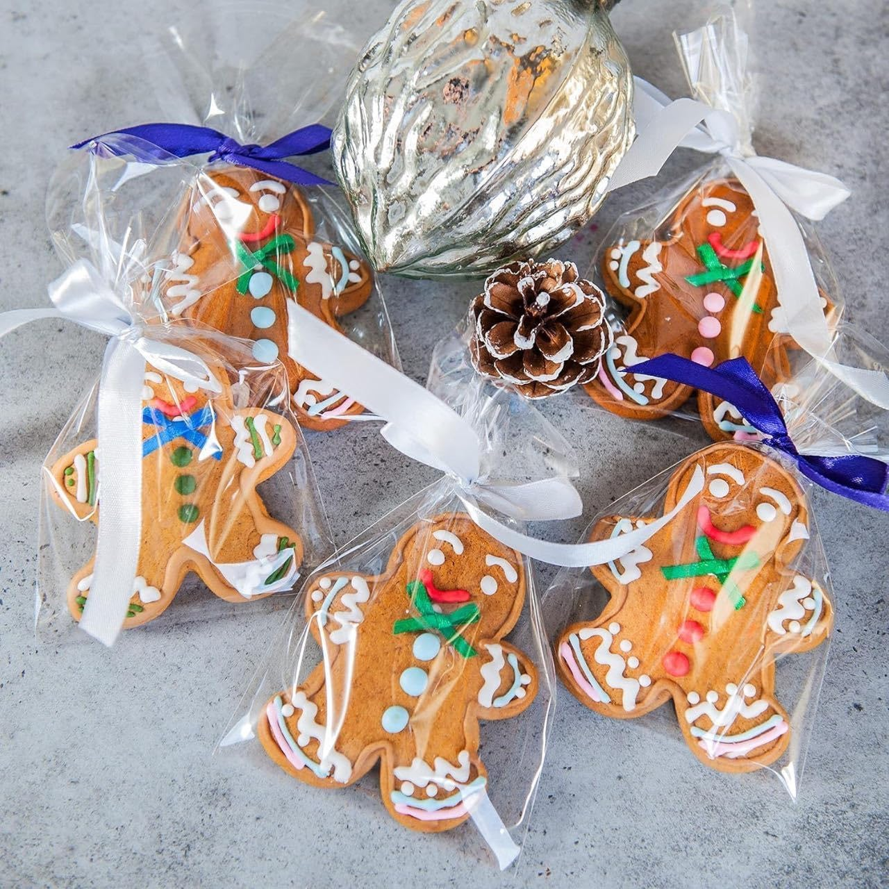 100 Pcs Clear Cellophane Bags,Plastic Gift Bags Clear Cellophane Treat Bags,For Party Favor Packaging