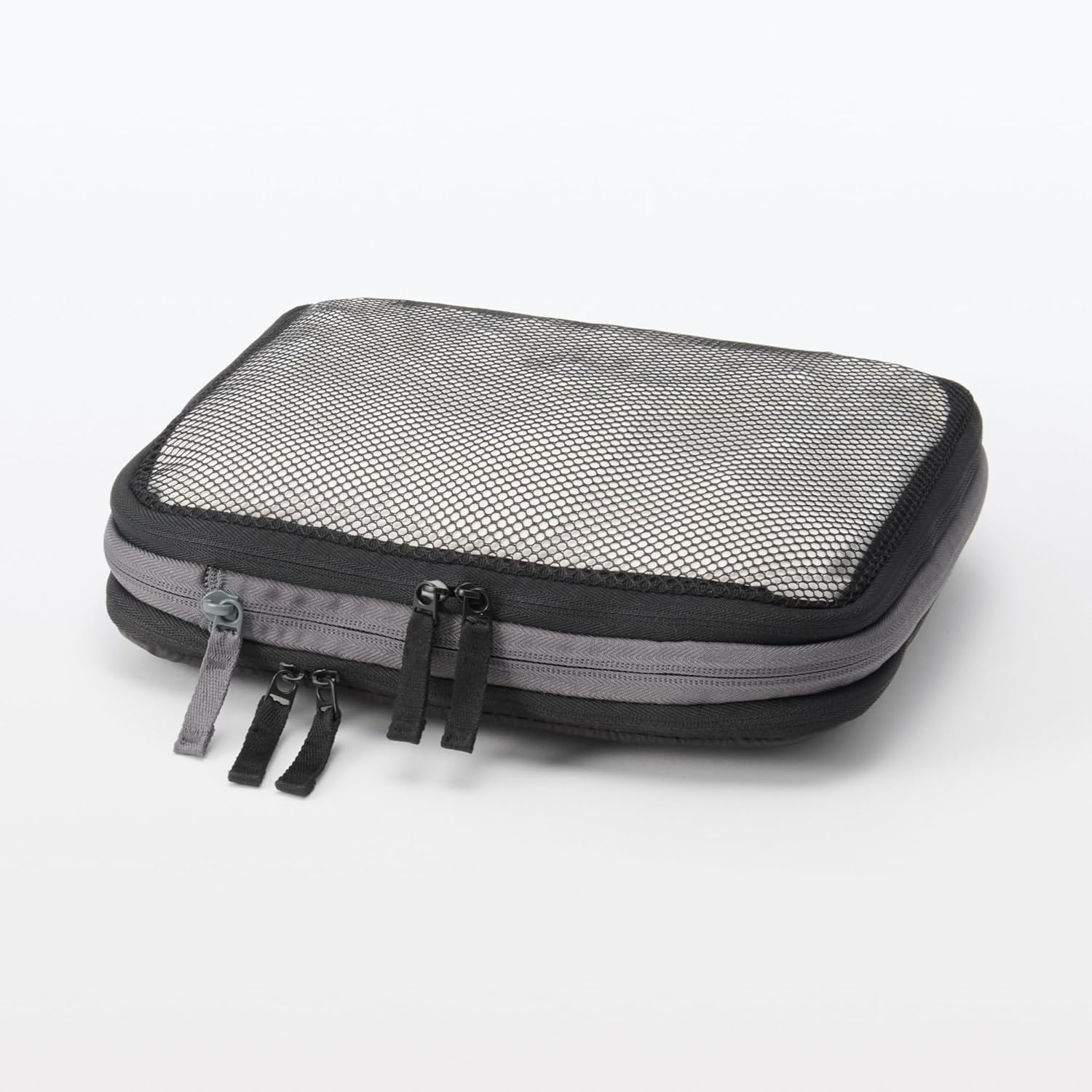 MUJI OHH62A4A Polyester Sorting Case, Compression Type, Black, S, Approx. 7.9 X 10.2 X 3.9 Inches (20 X 26 X 10 Cm) image number 3