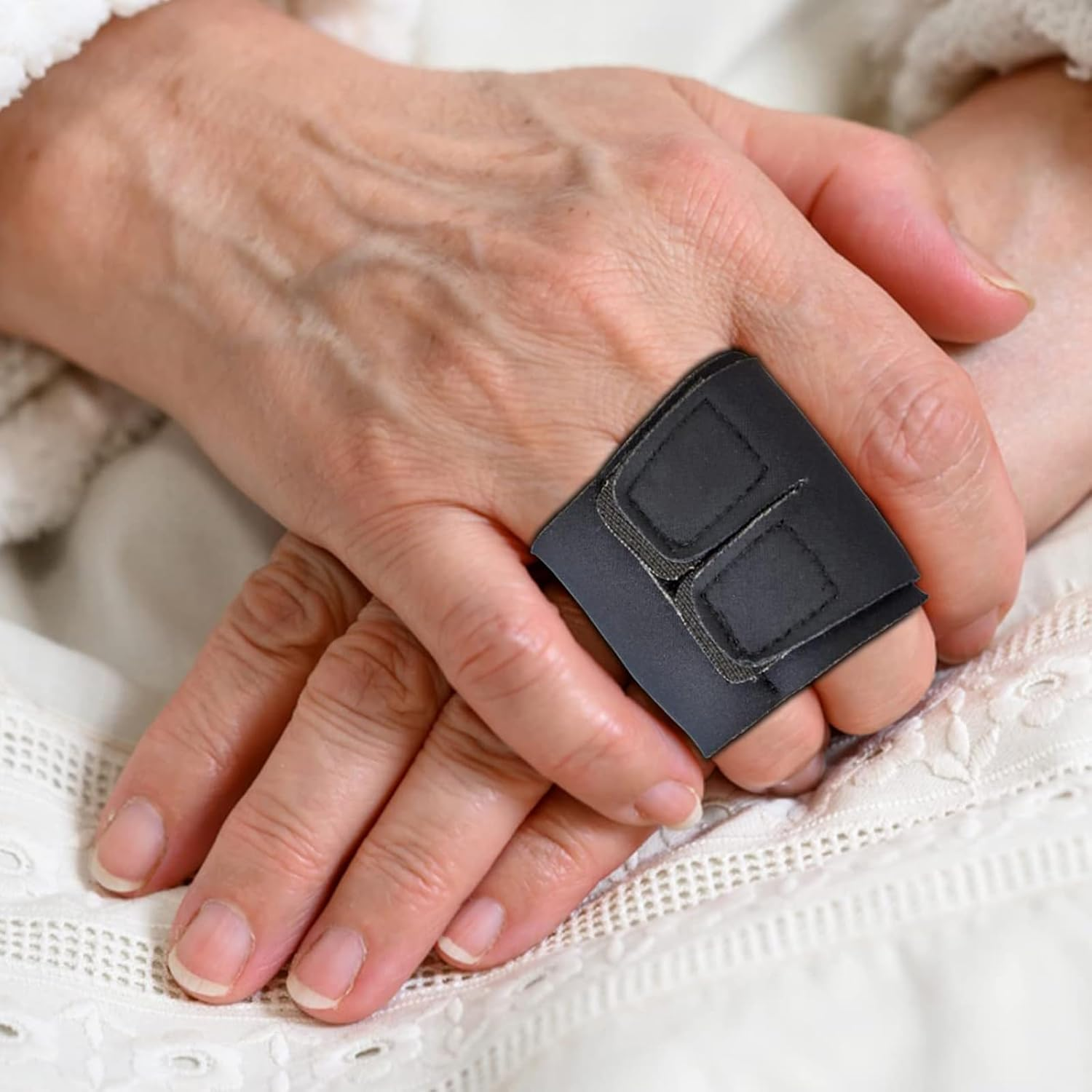 Stretchy Protector Sleeves, Splints Finger Sleeves Finger Protectors for Sports Compression Relieving Pain, Arthritis Trigger Outdoor Sports (Black) image number 6