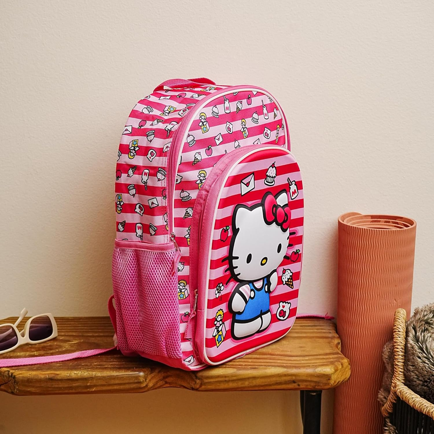 Fast Forward Hello Kitty 16" Backpack with Molded Front Pocket and Printed Straps with 24Pk Crayons for Girls - Perfect for Any Occasion! image number 2