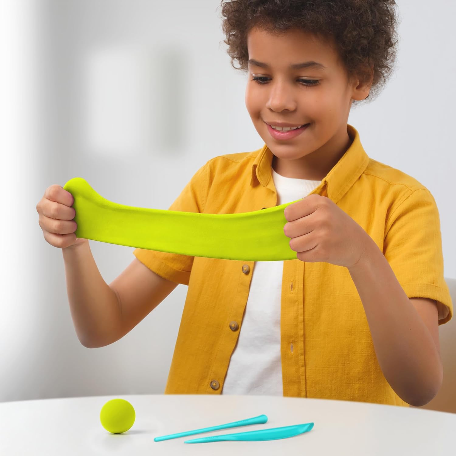 HEY CLAY Motors Eco Cars - Air Dry Clay Kit 6 Cans and Sculpting Tools with Fun Interactive Instructions App &ndash; Creative Set for Kids Ages 4-8 image number 5