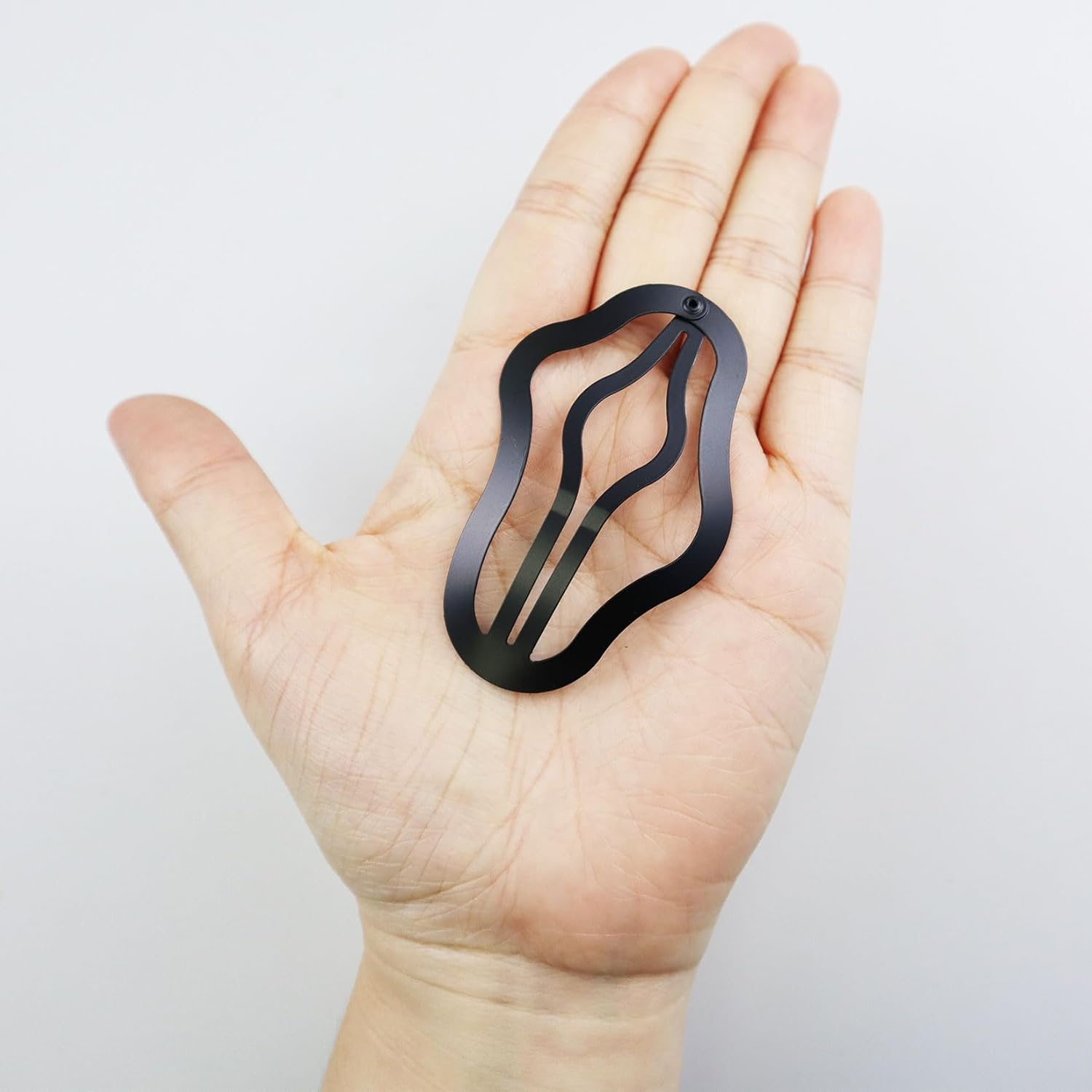 Hair Clips Girls Pack of 10 6.7 Cm Large Snap Hair Clips Hair Clips Metal Hair Clips Black Hair Clips Hair Accessories Hair Clip for Girls, Men and Women, Cloud Shape image number 5